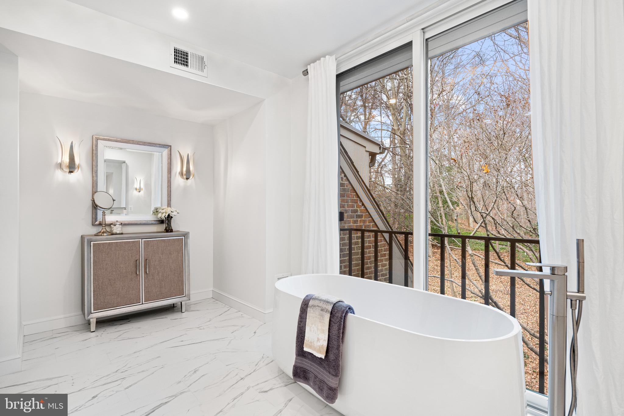 MERRYWOOD ON THE POTOMAC - Residential Lease