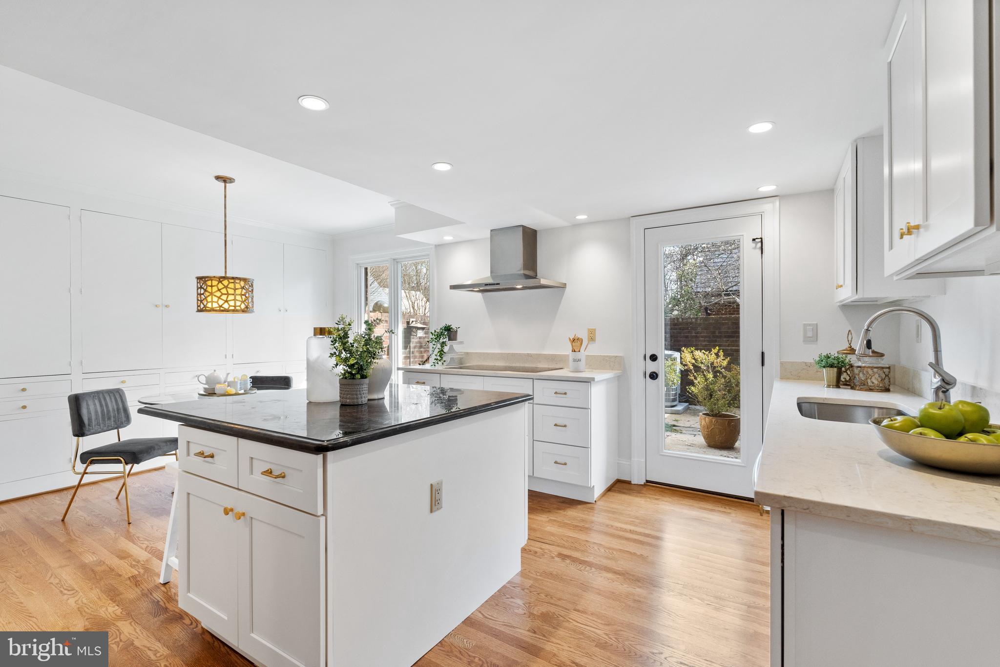 MERRYWOOD ON THE POTOMAC - Residential Lease