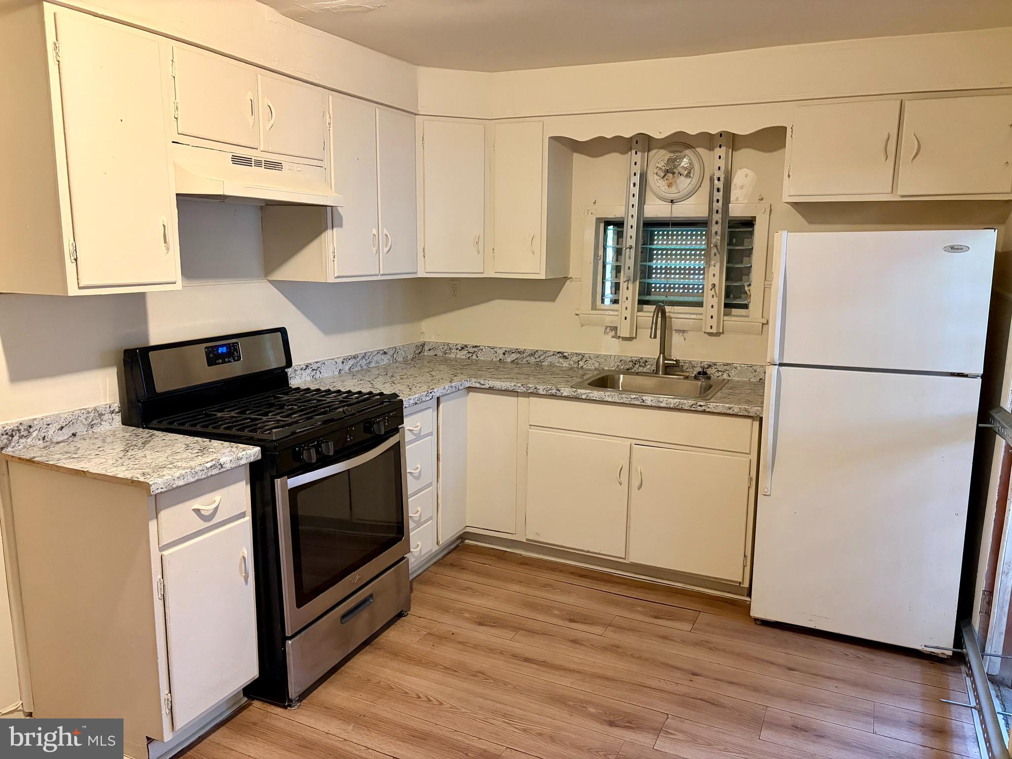 KENSINGTON - Residential