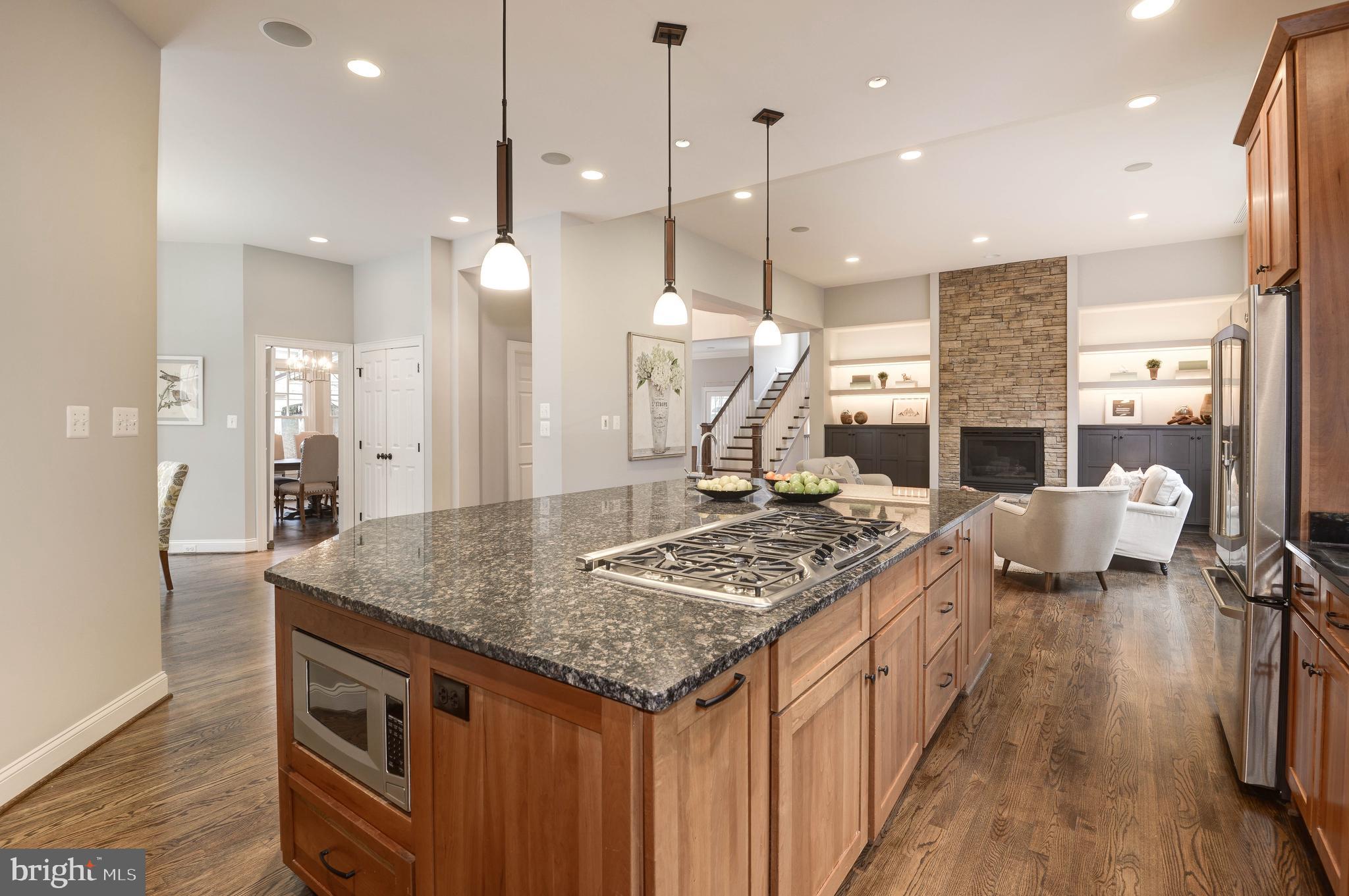 WOODMONT - Residential