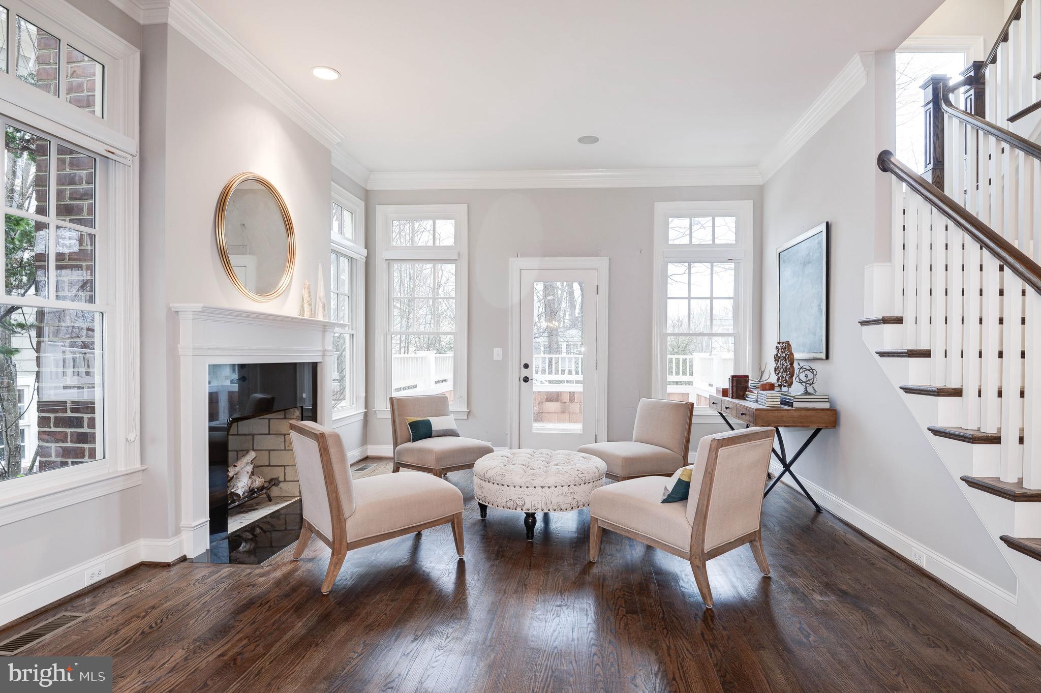 WOODMONT - Residential