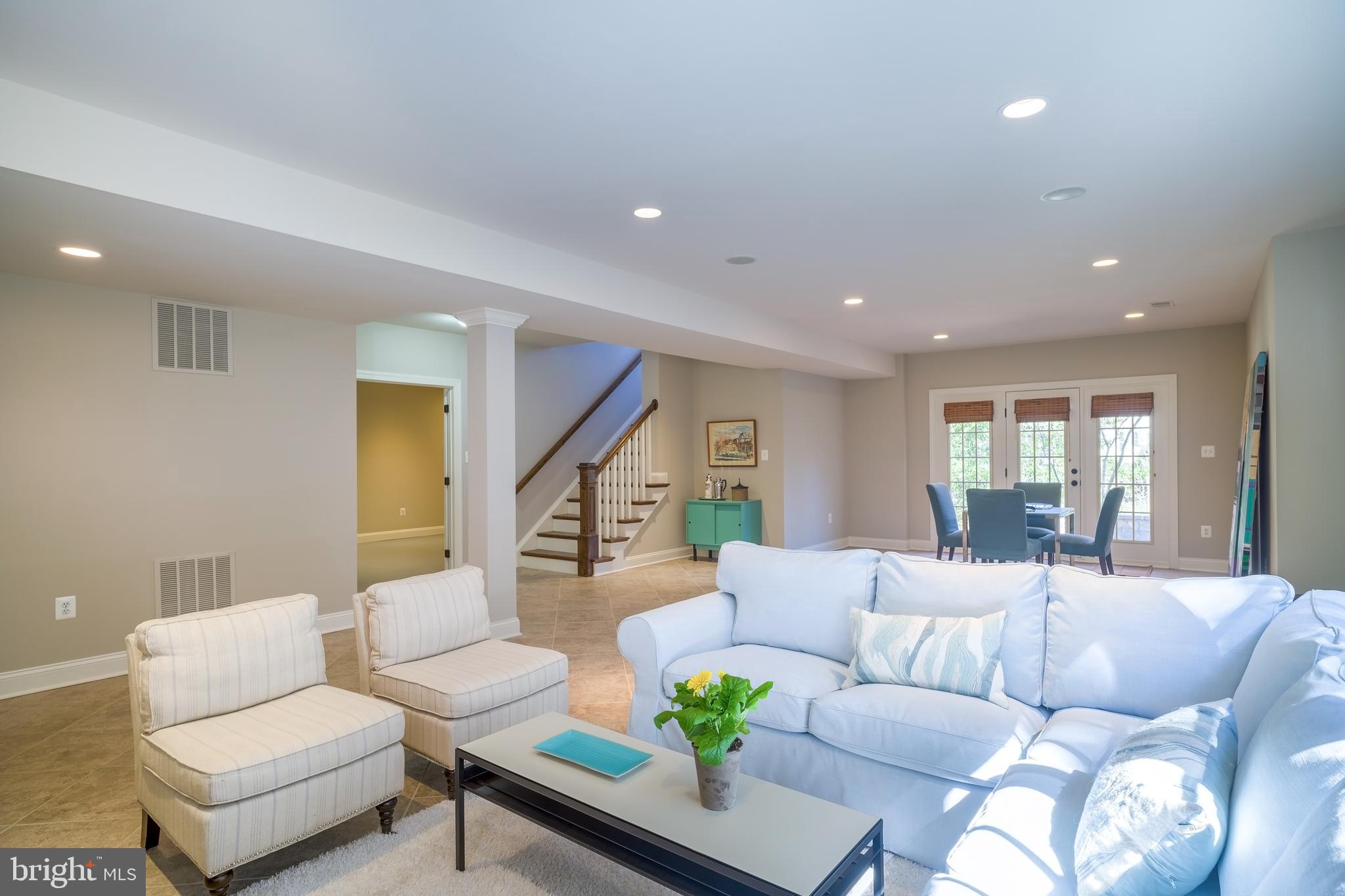 WOODMONT - Residential