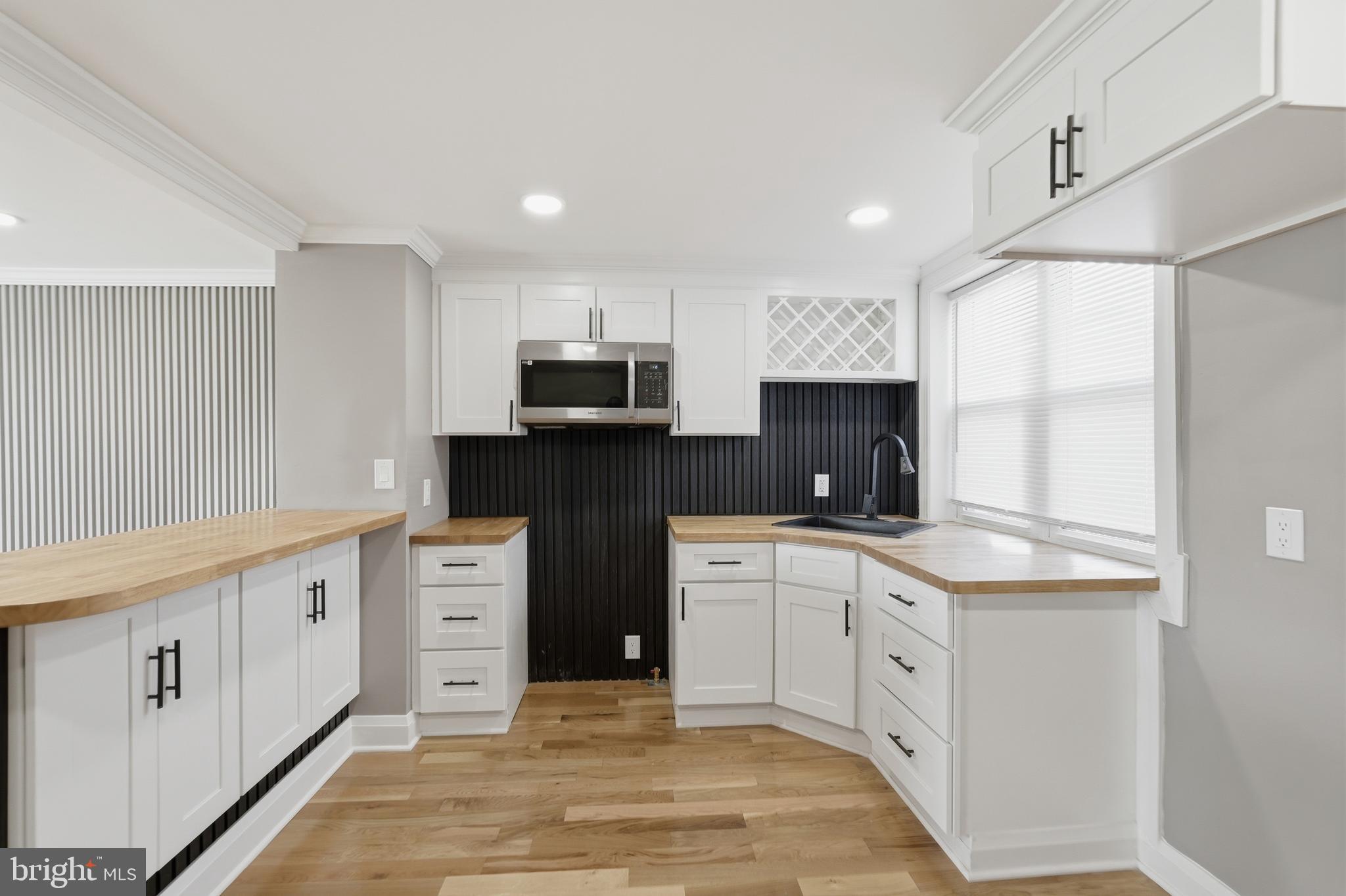 PORT RICHMOND - Residential