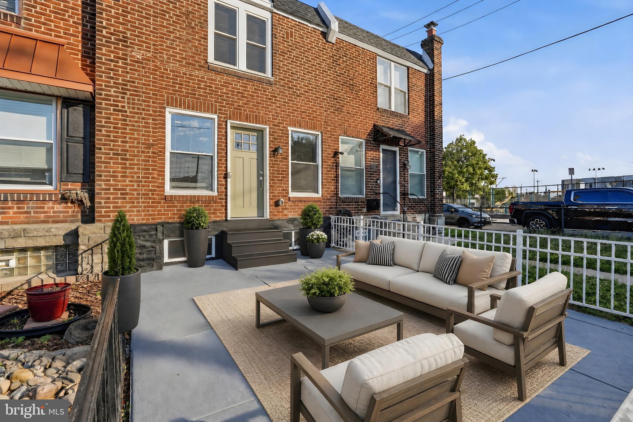 PORT RICHMOND - Residential