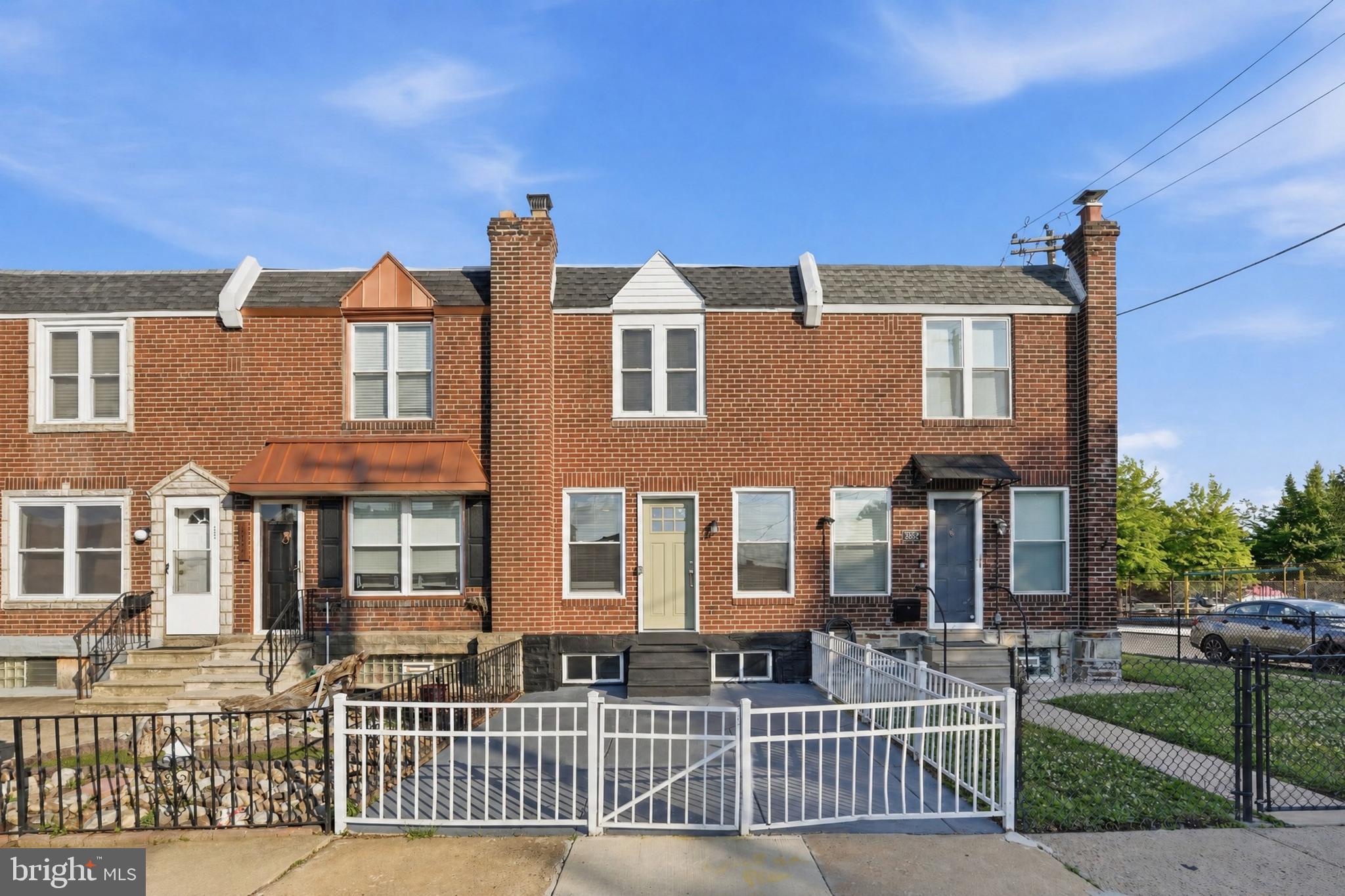 PORT RICHMOND - Residential