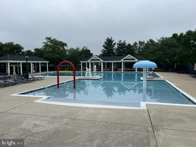 RETREAT AT FAIRWOOD TOWN - Residential