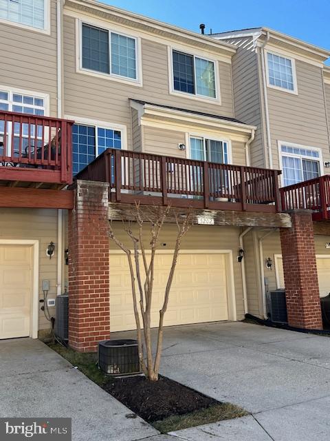 RETREAT AT FAIRWOOD TOWN - Residential