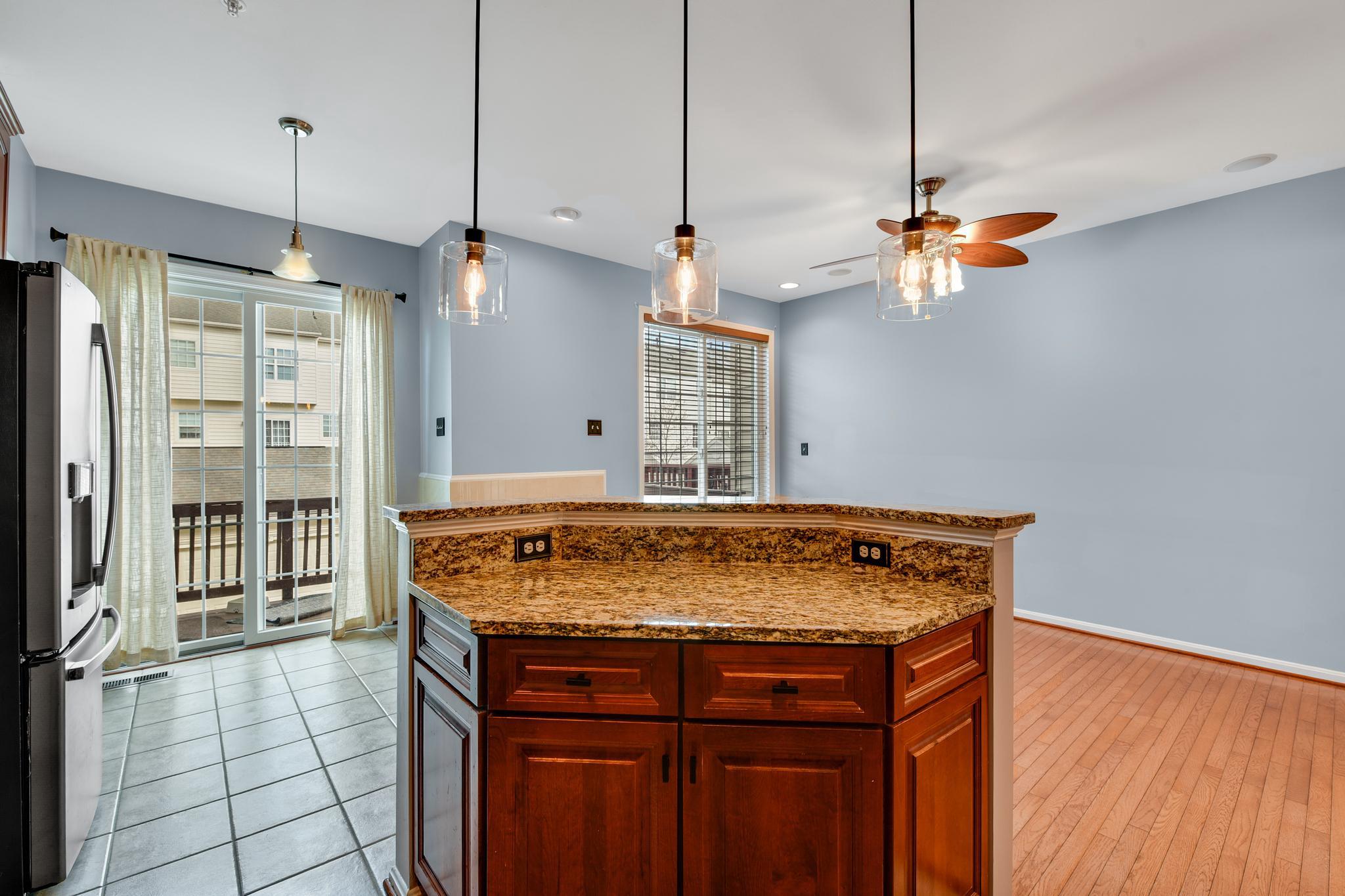 RETREAT AT FAIRWOOD TOWN - Residential