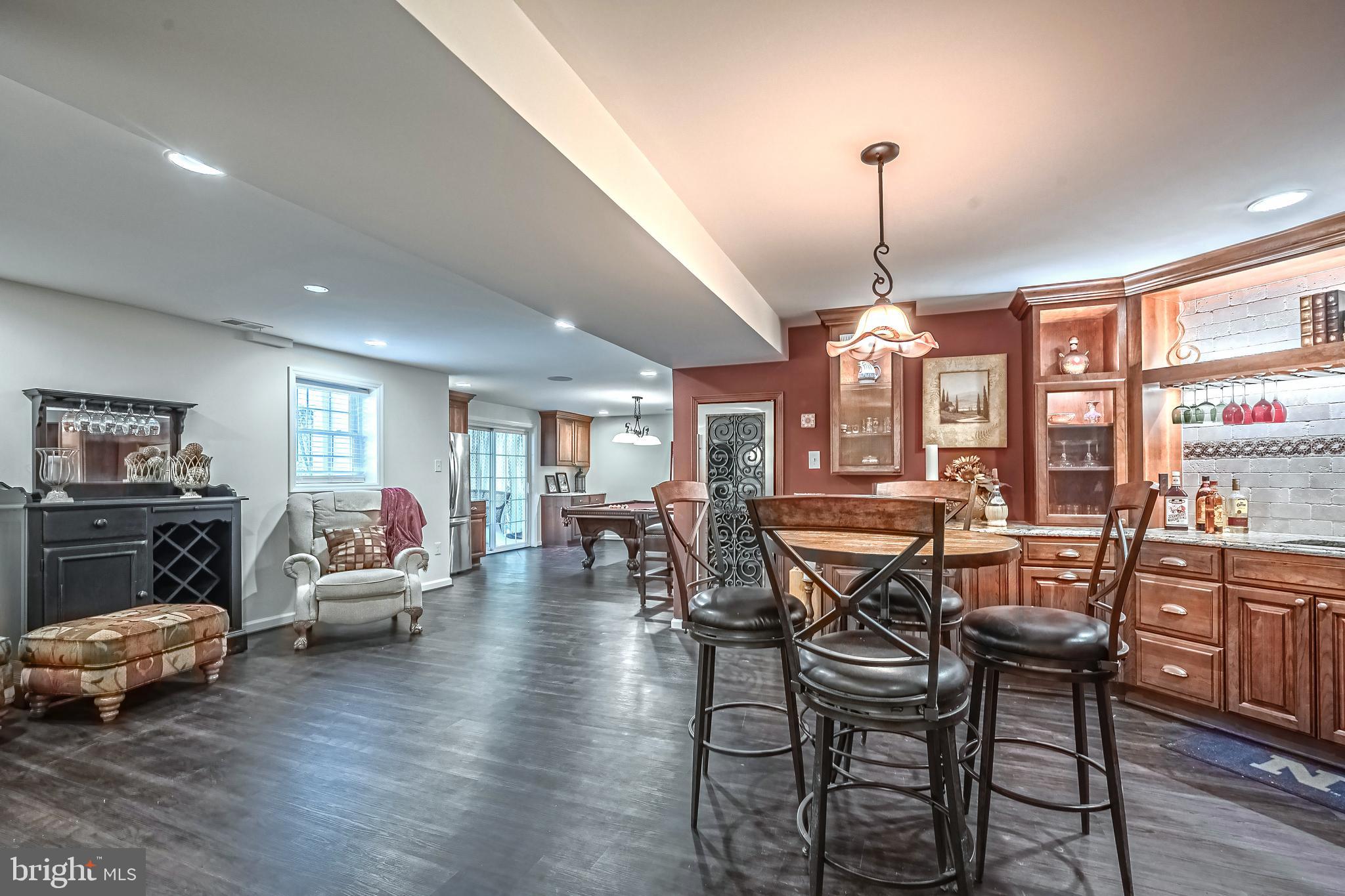 LANGLEY OAKS - Residential