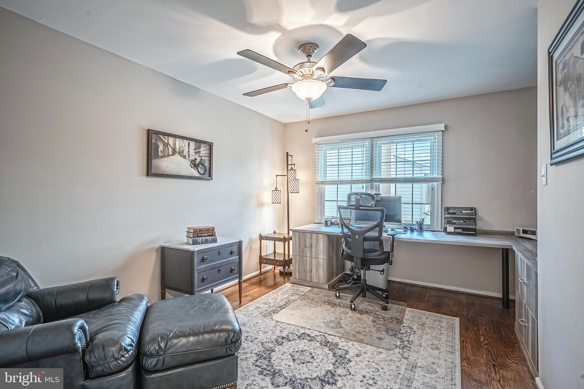 LANGLEY OAKS - Residential