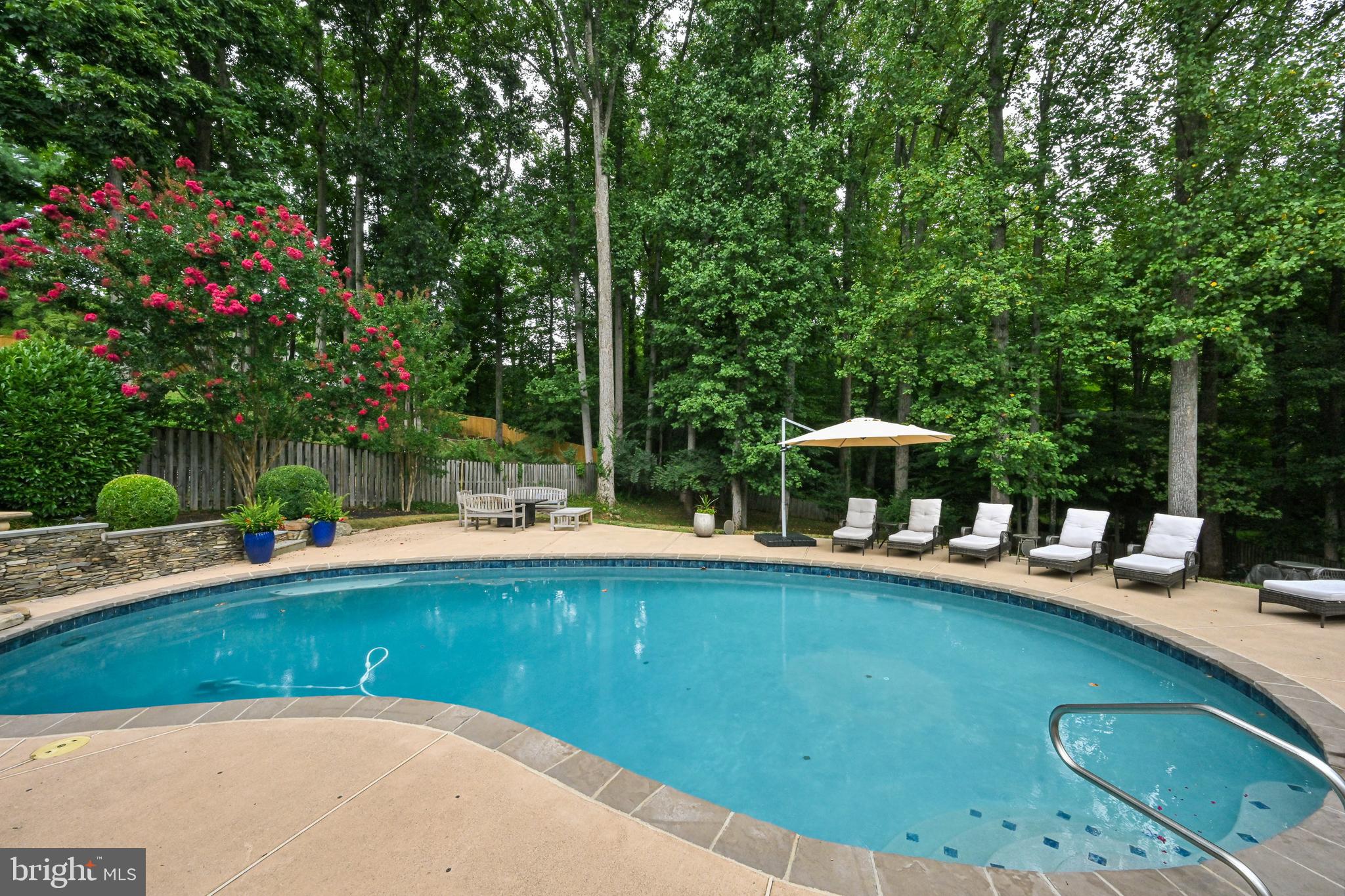 LANGLEY OAKS - Residential
