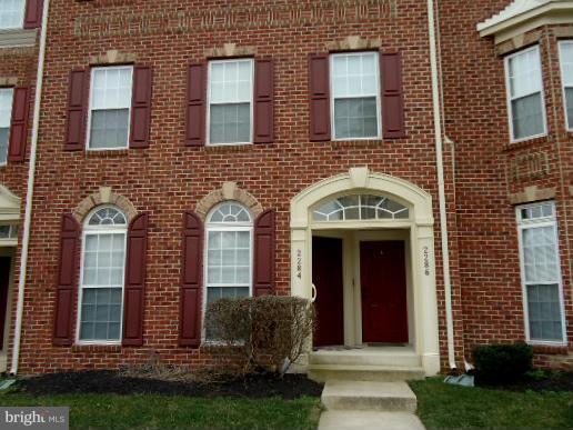 Ground level entry to a two-level condo with three bedrooms two and a half baths.  Main level has living dining combo, kitchen with breakfast bar, granite counters, half bath and entry to the over-sized one car garage. Upper level has 3 bedrooms and two full baths, master suite has two walk-in closets.  Close to town of Chesapeake Beach with restaurants, library, water park shops, etc.