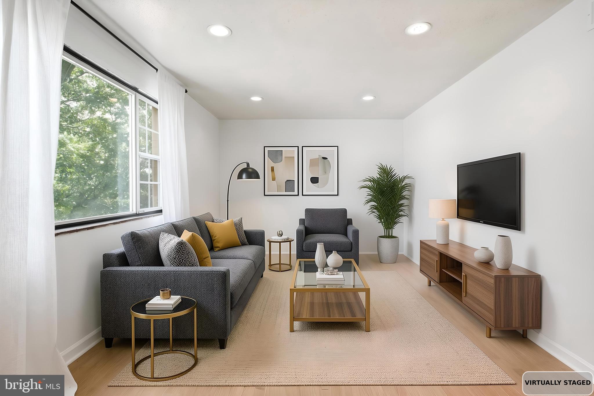 VILLAGES AT FALLS CHURCH - Residential