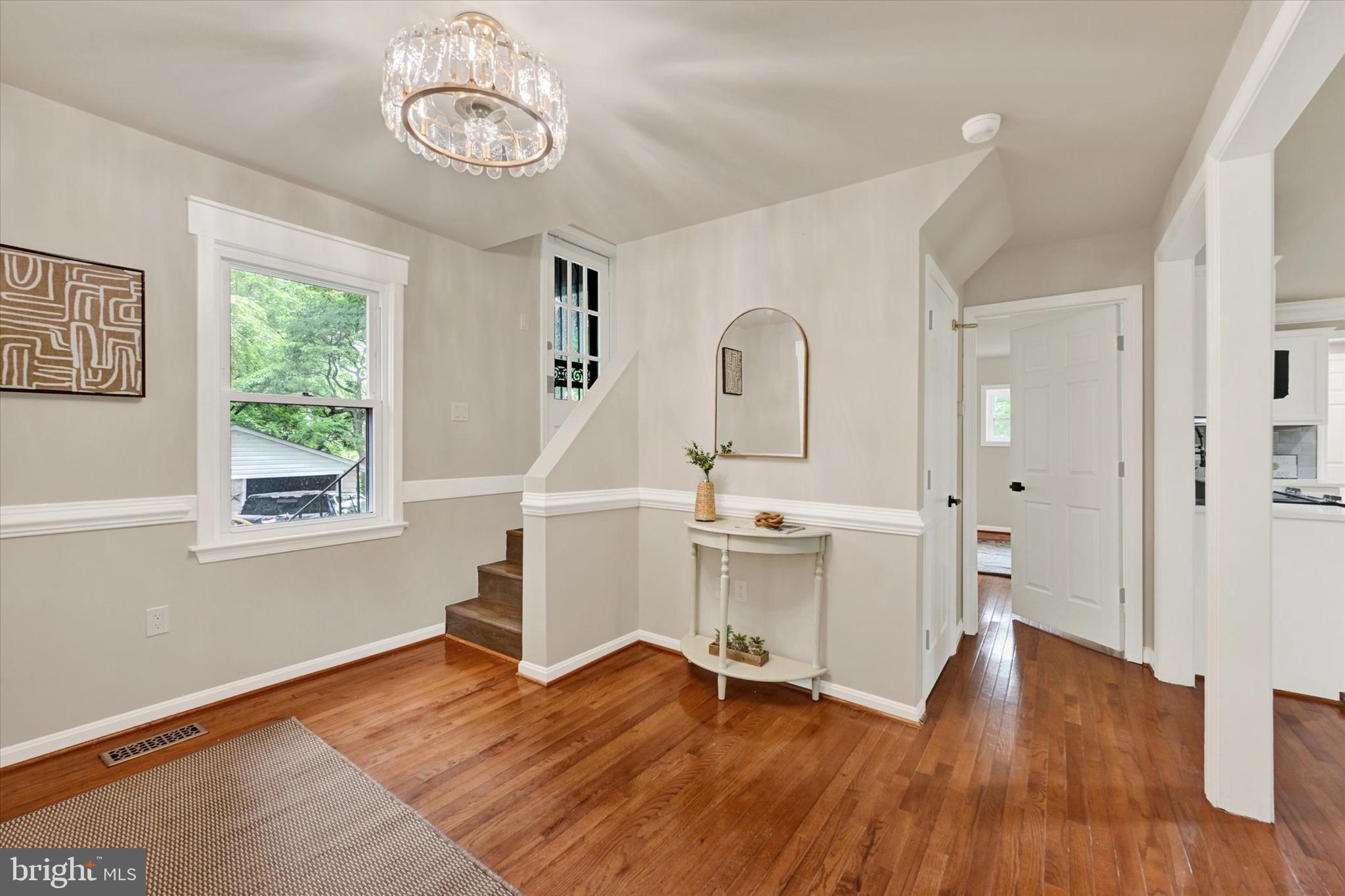 WINDSOR MILL - Residential