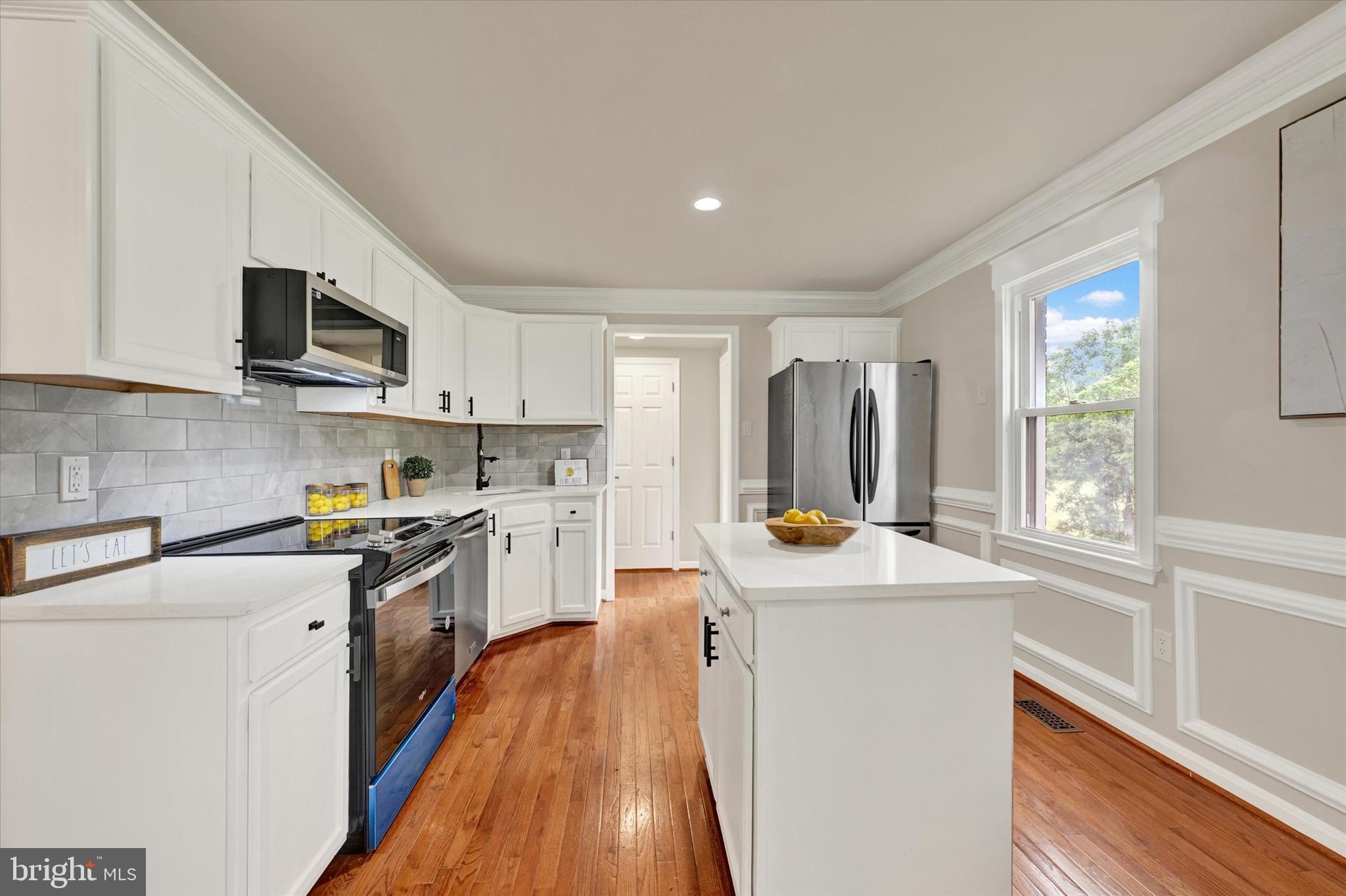 WINDSOR MILL - Residential