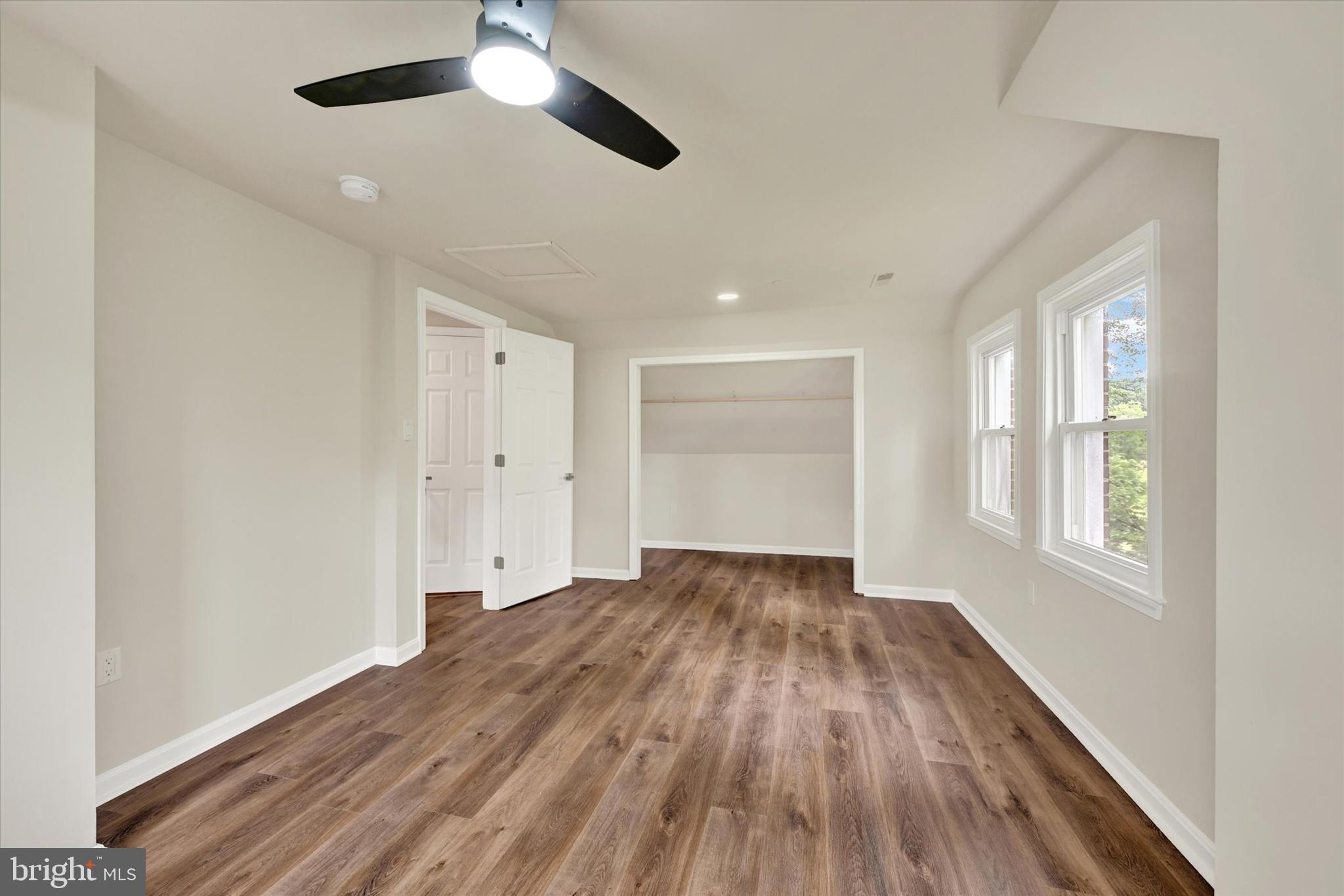 WINDSOR MILL - Residential