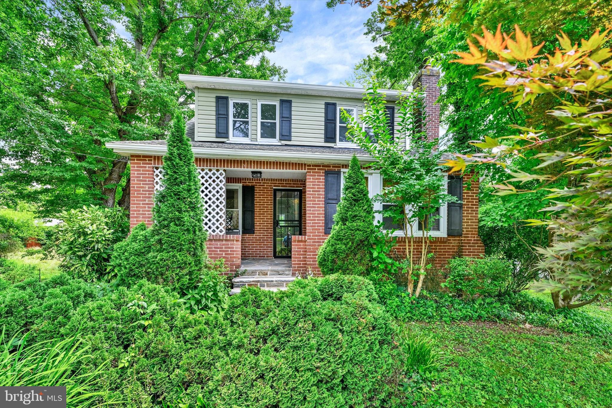 WINDSOR MILL - Residential