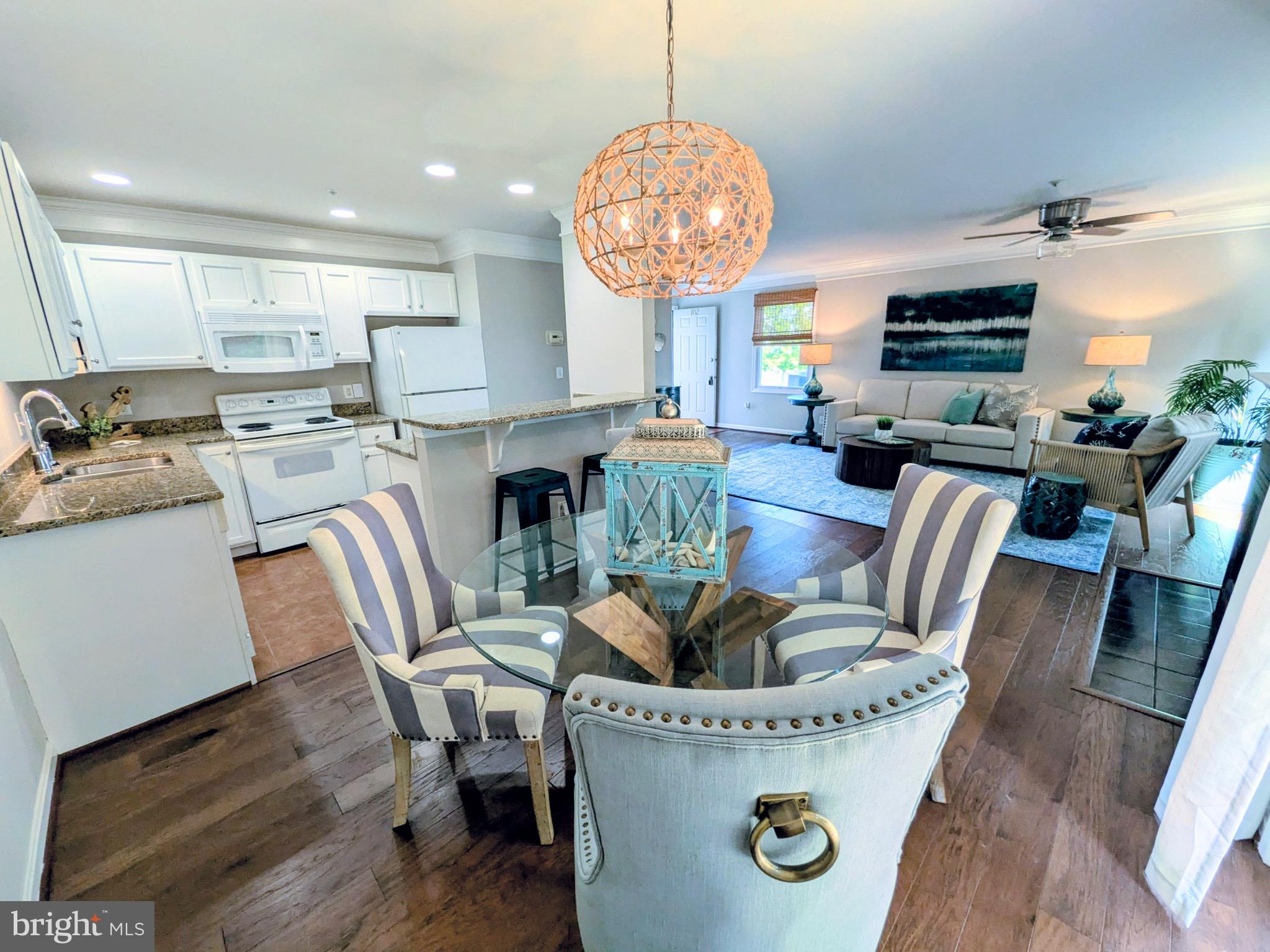 BAYSIDE MARINA - Residential