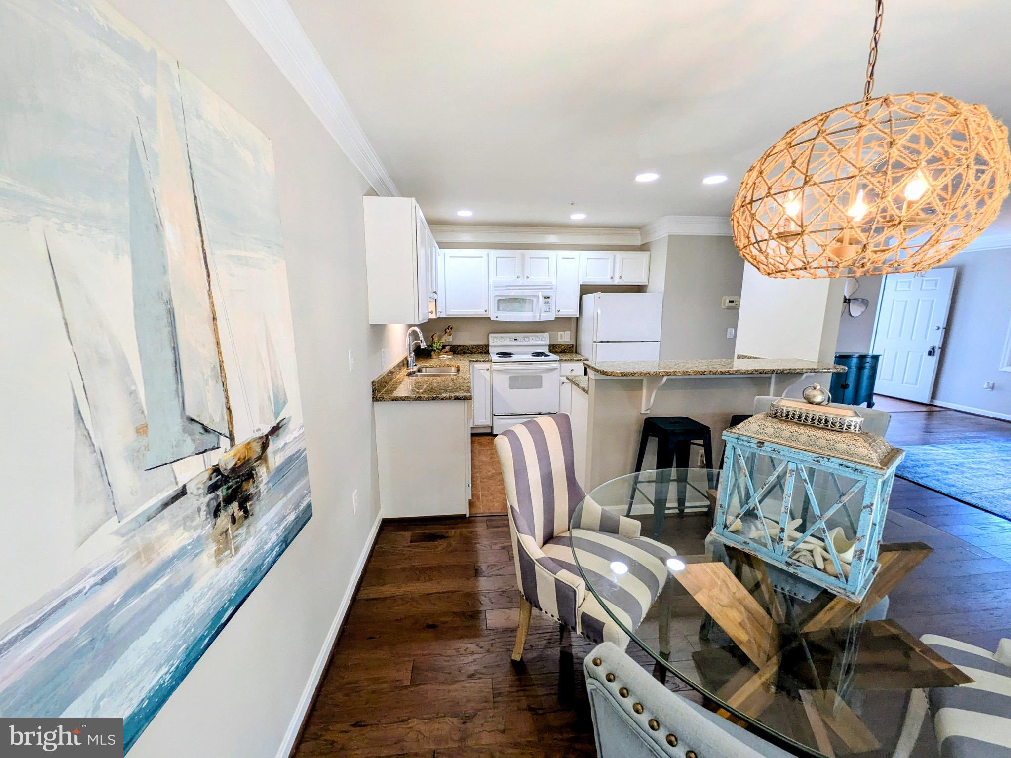 BAYSIDE MARINA - Residential