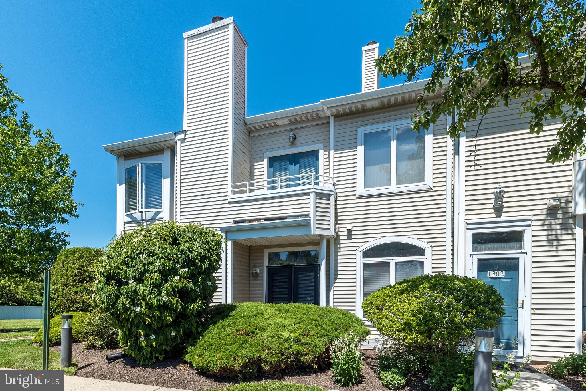 MONTGOMERY PLACE - Residential