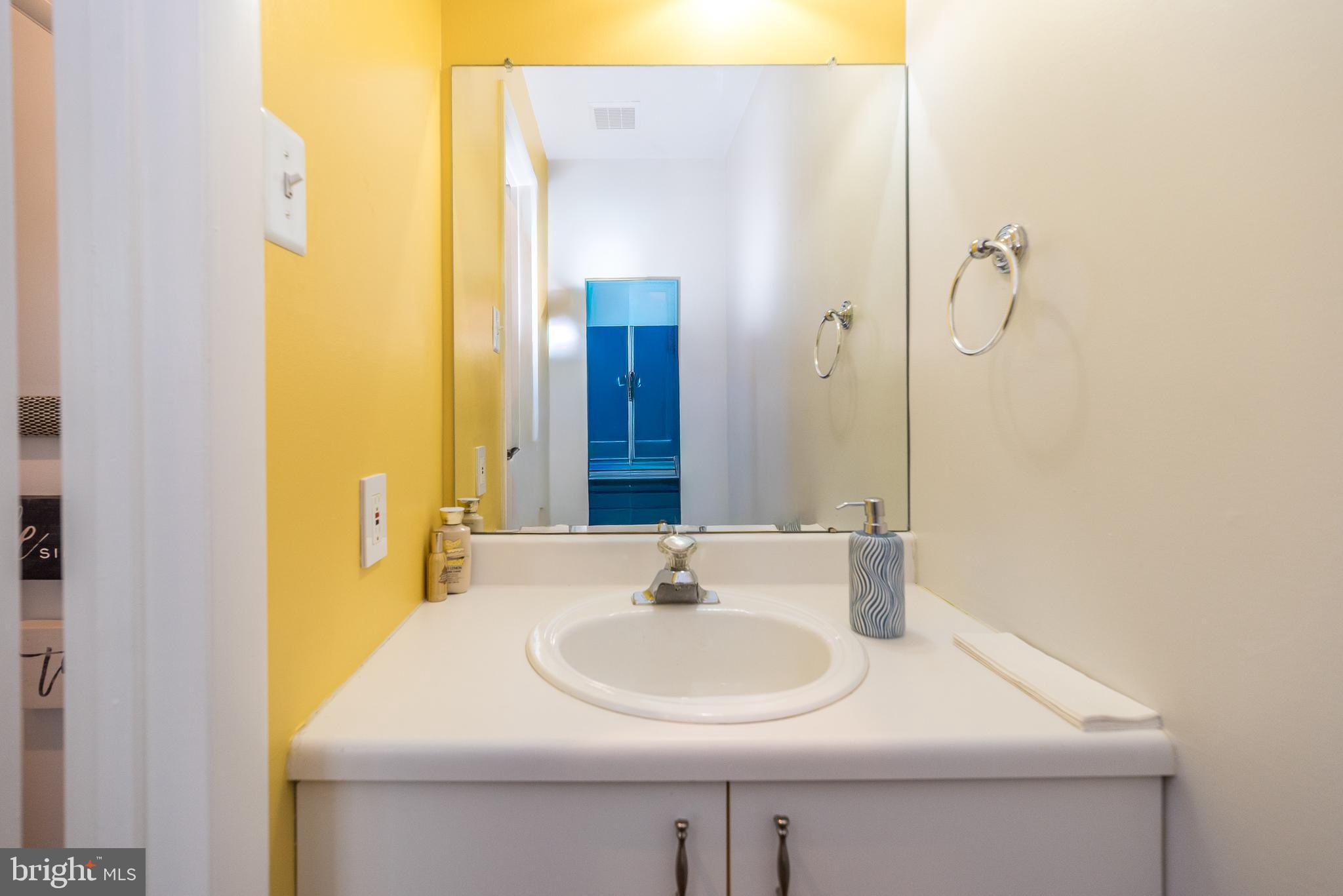 MONTGOMERY PLACE - Residential