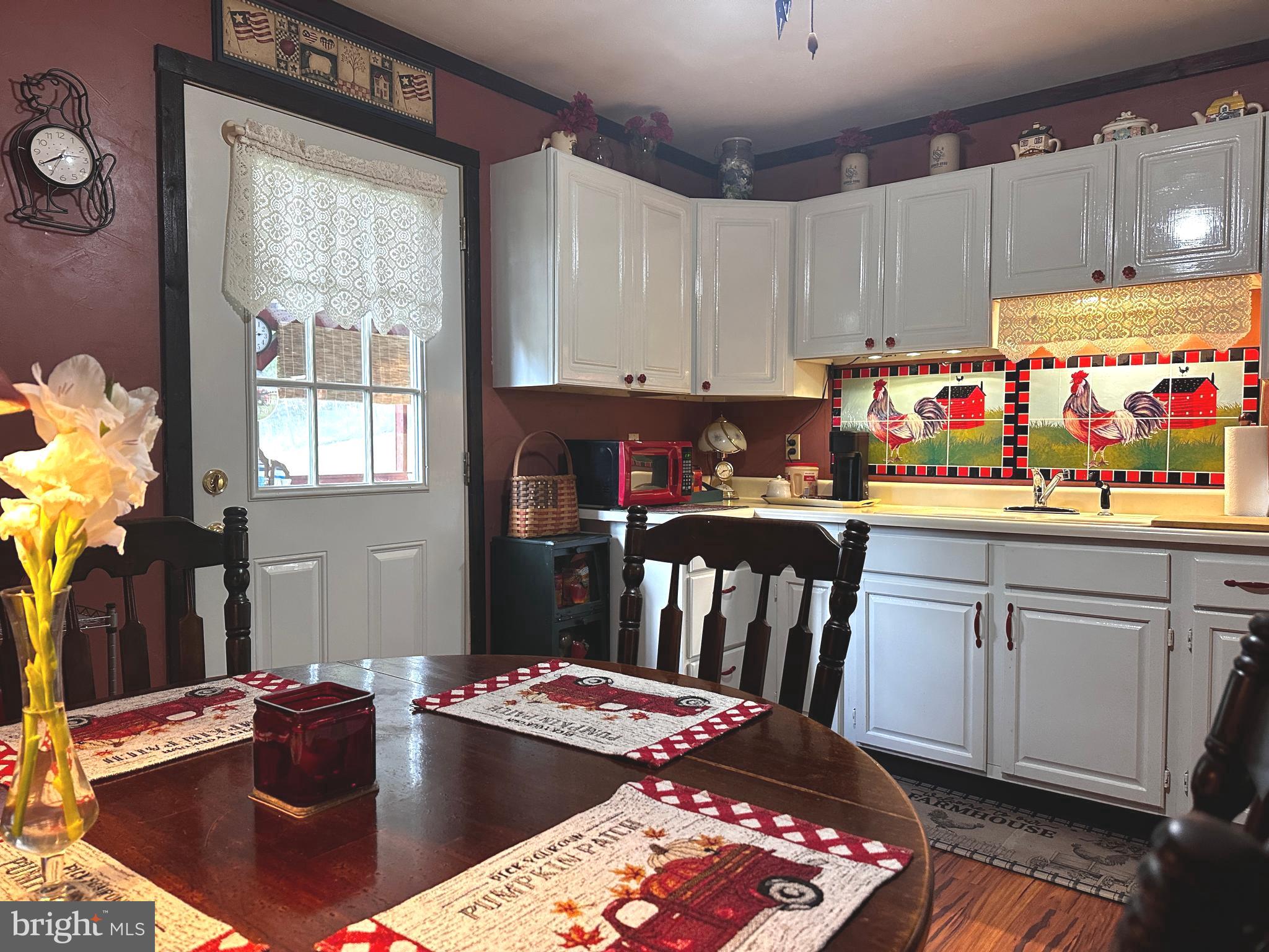 SLEEPY HOLLOW SUBDIVISION - Residential