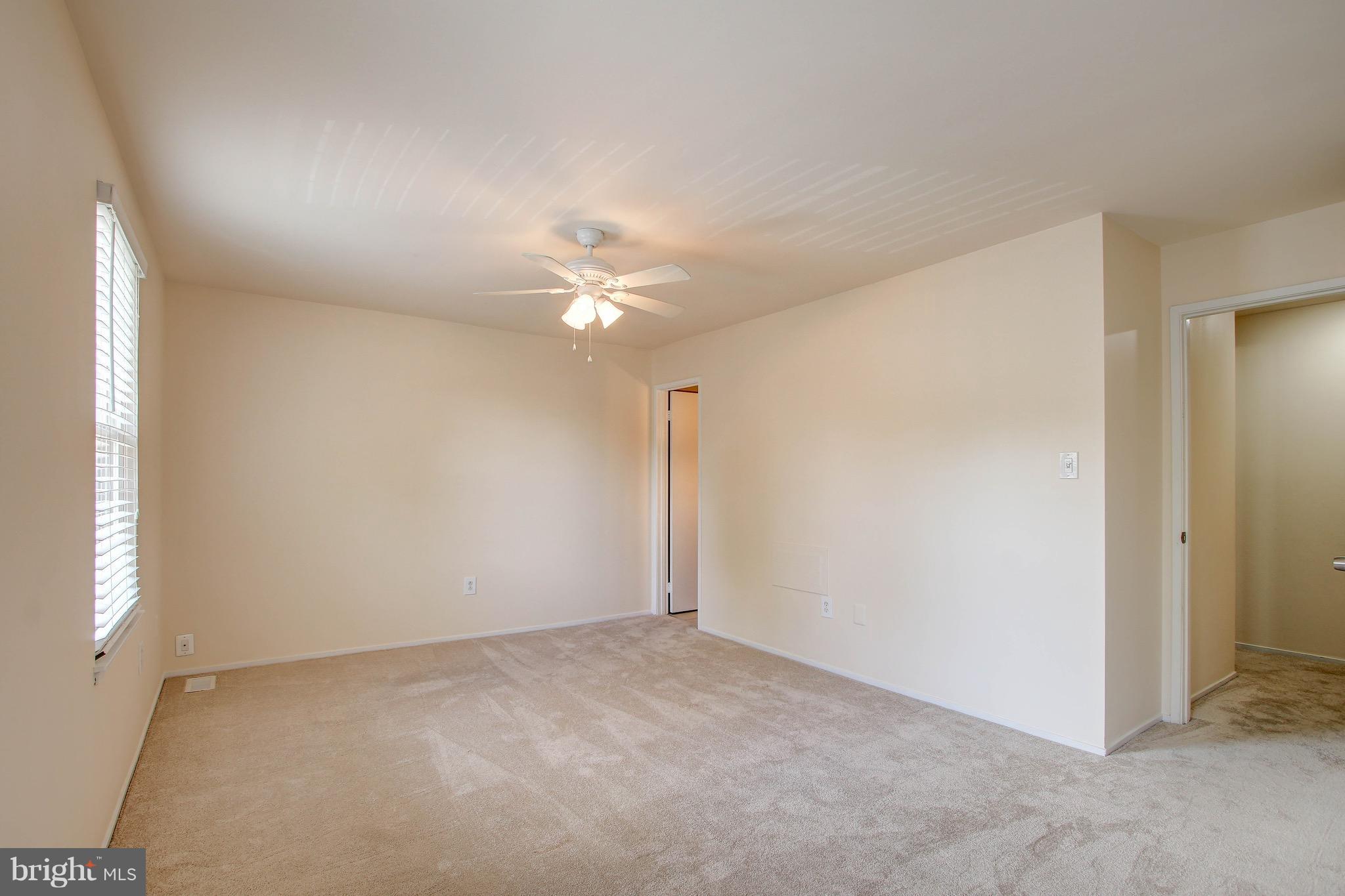 DERWOOD STATION - Residential