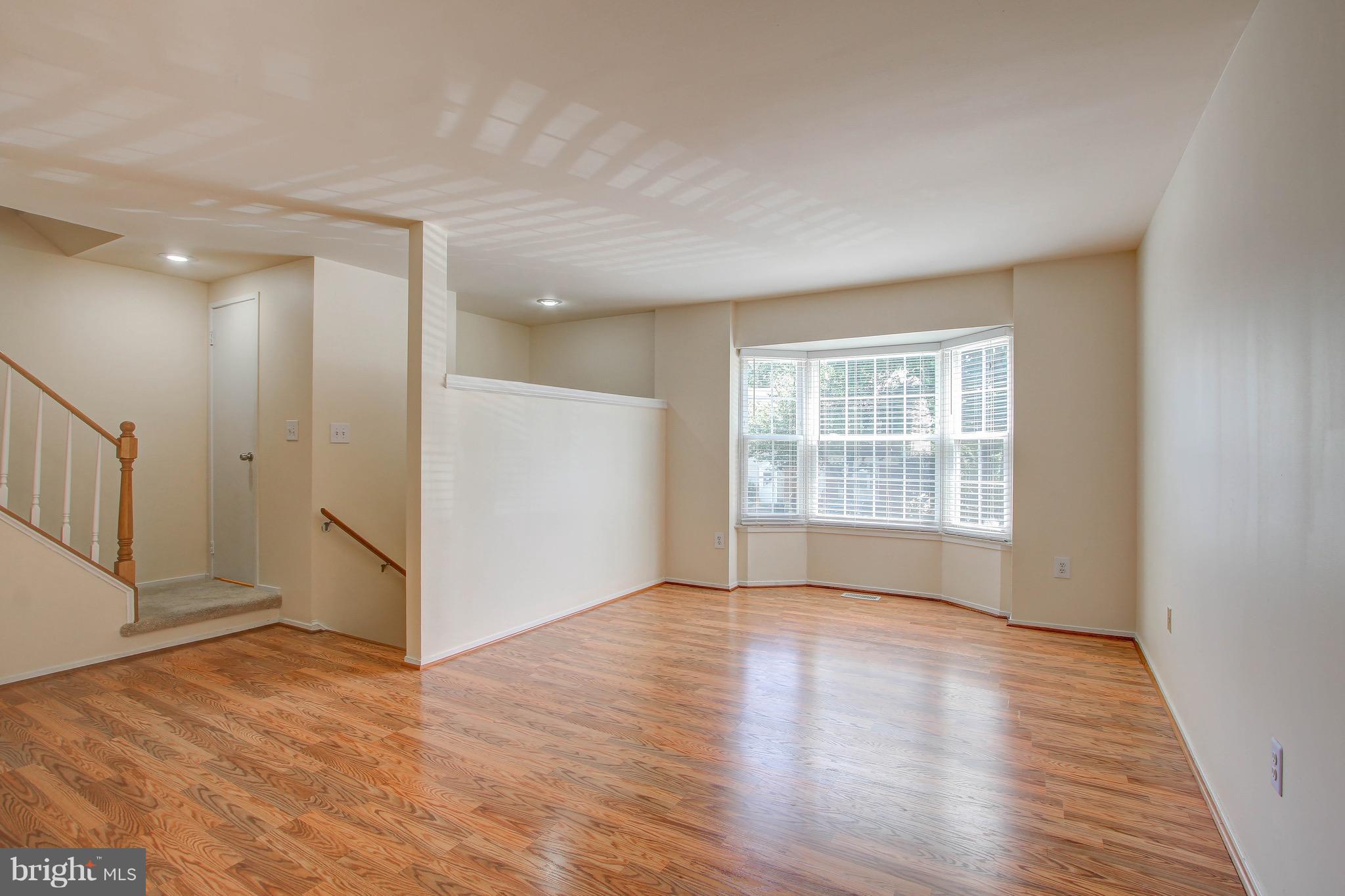 DERWOOD STATION - Residential