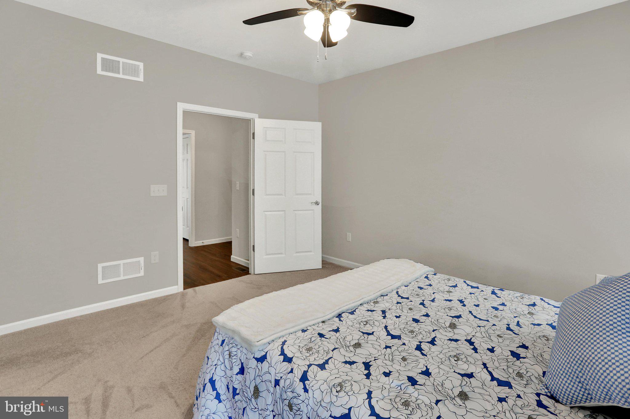 STONECROFT VILLAGE - Residential