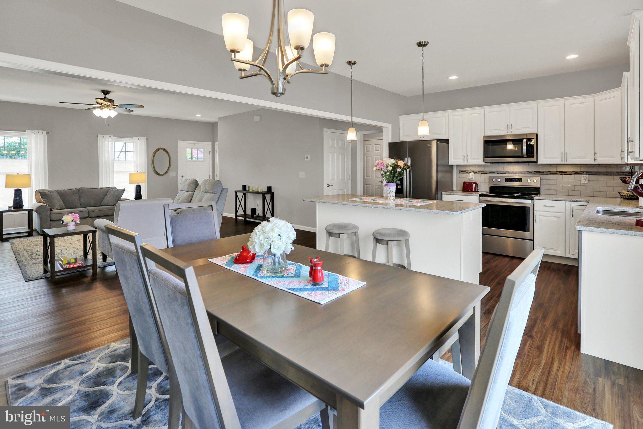 STONECROFT VILLAGE - Residential