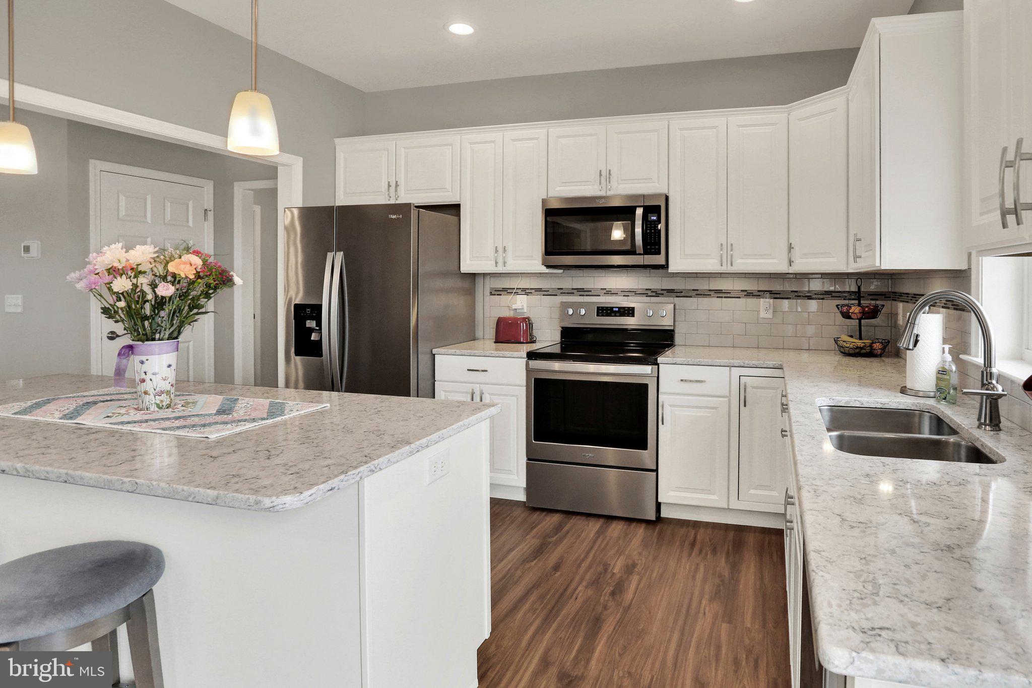 STONECROFT VILLAGE - Residential
