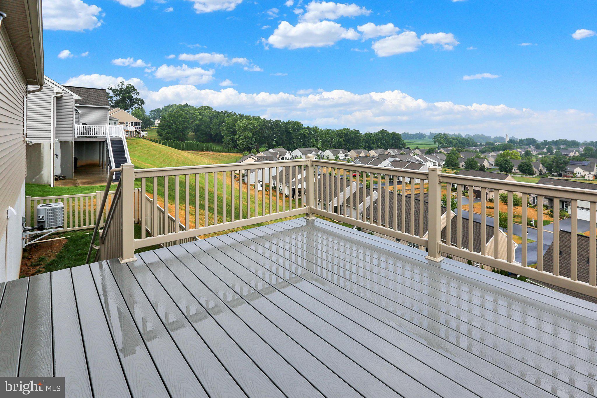 STONECROFT VILLAGE - Residential