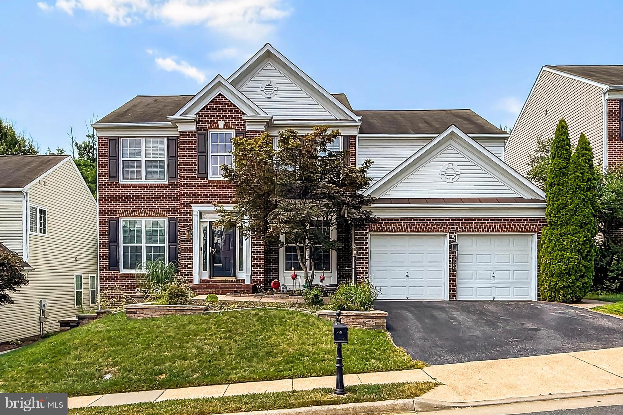 LAUREL HILL - Residential