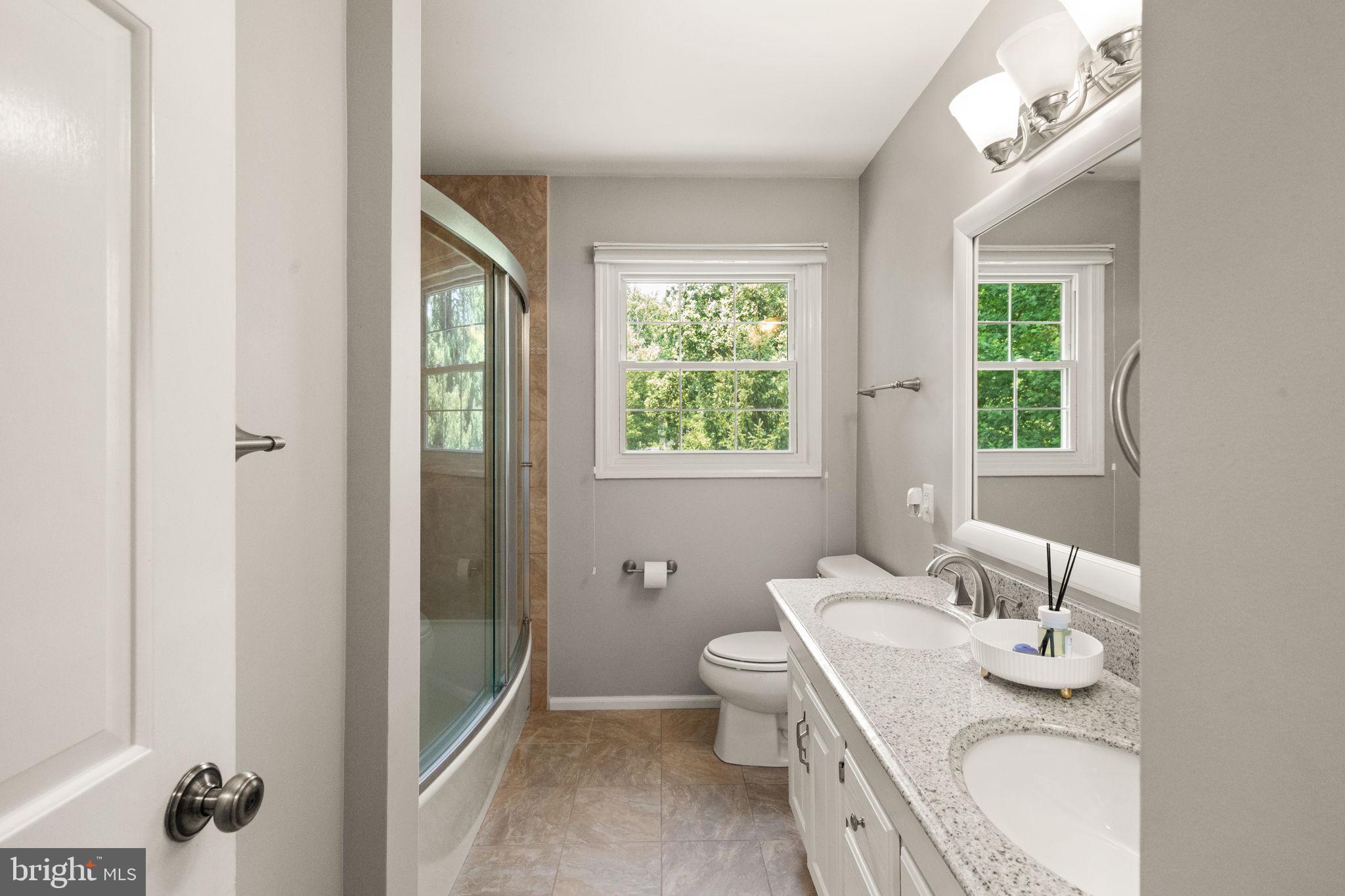 LONGFELLOW - Residential