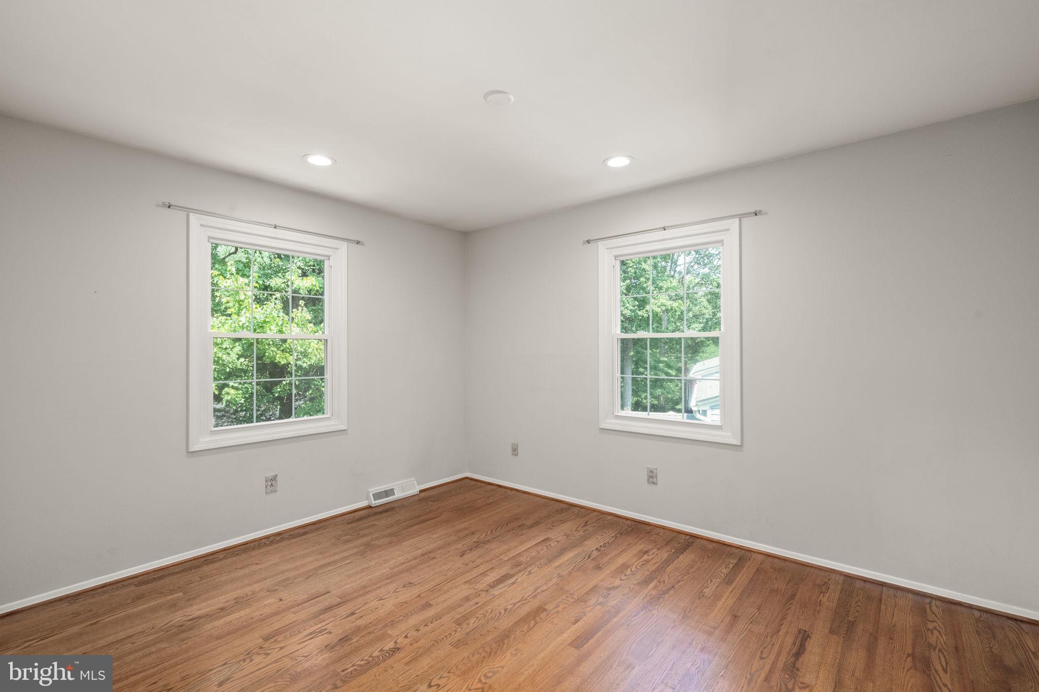 LONGFELLOW - Residential