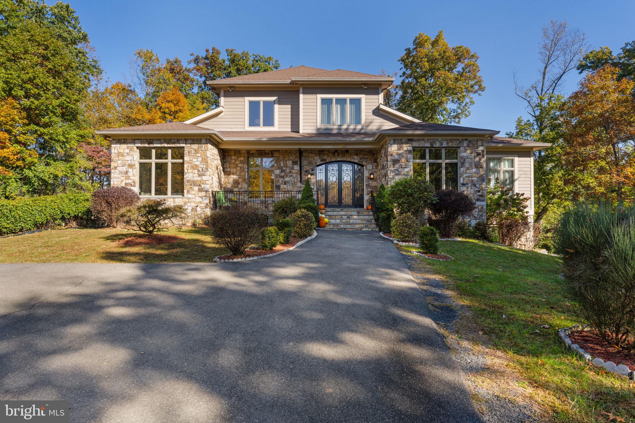 MIDDLEBURG - Residential