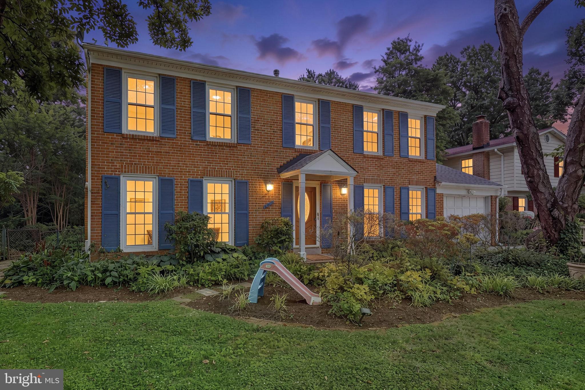 WALNUT HILL - Residential