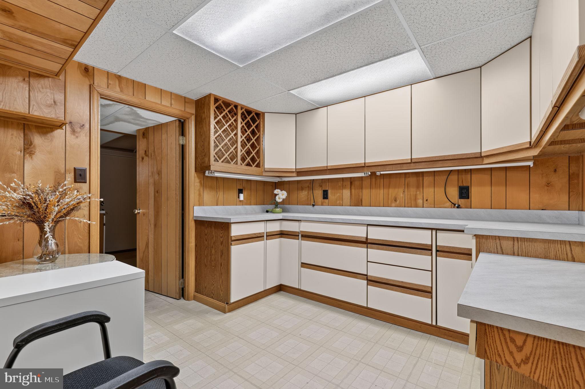 WALNUT HILL - Residential