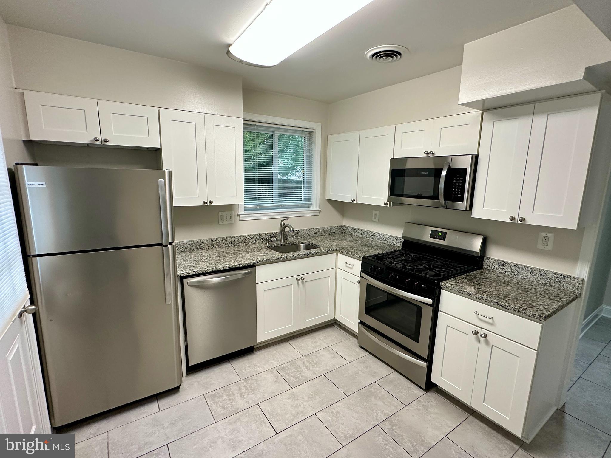 FAIRWAY - Residential Lease