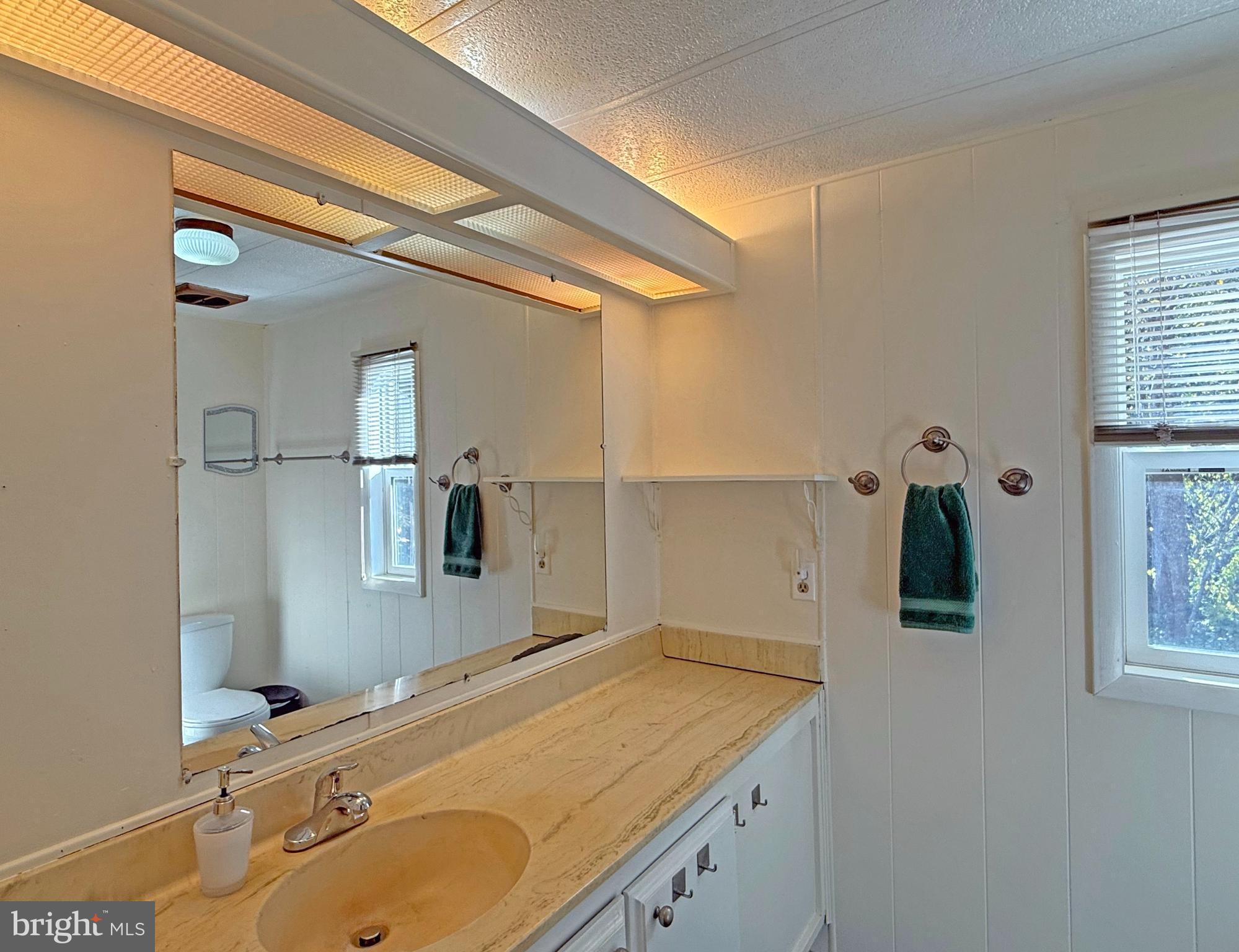 CAMELOT MHP - Residential