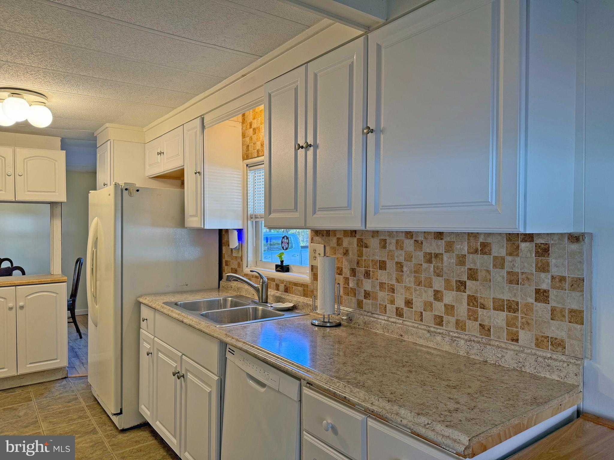 CAMELOT MHP - Residential