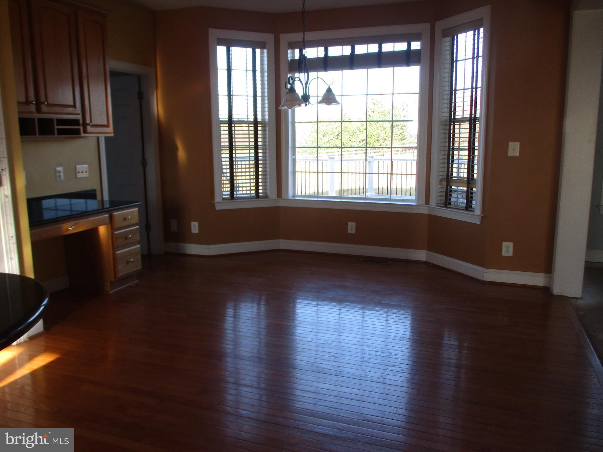 HEDGEBROOK HILLS - Residential