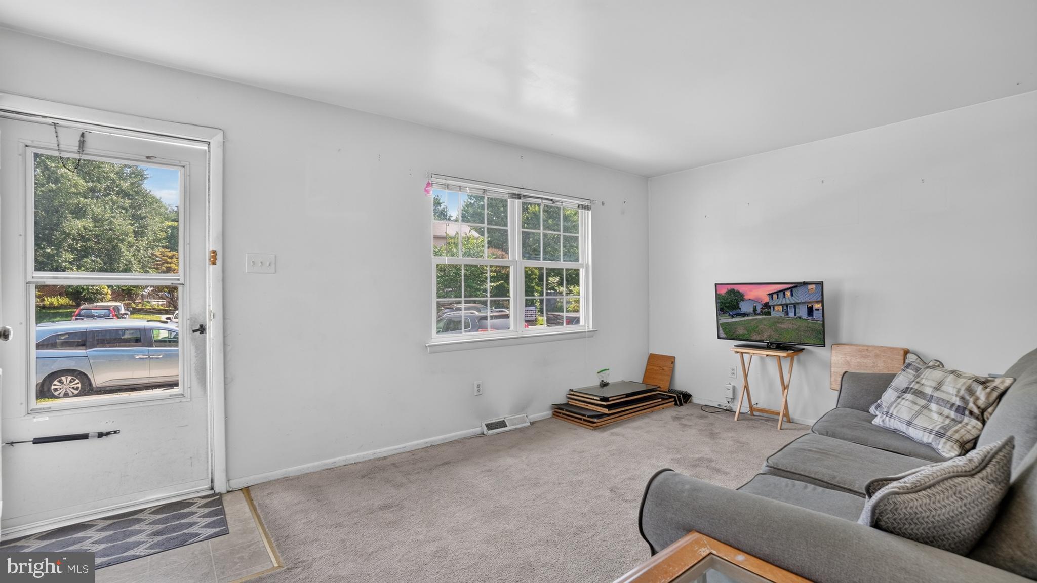 TYLER VILLAGE - Residential