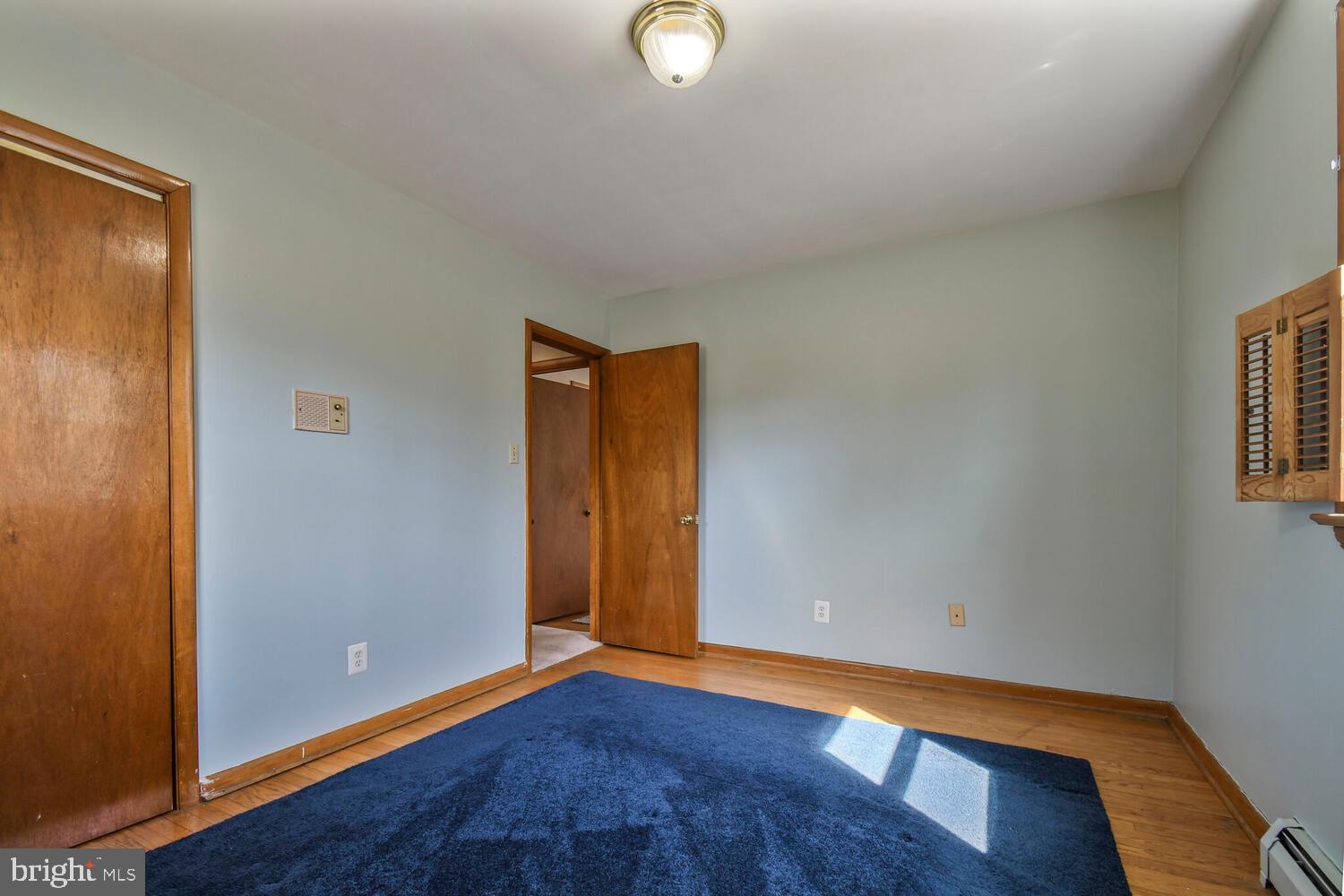 POPLAR TERRACE - Residential