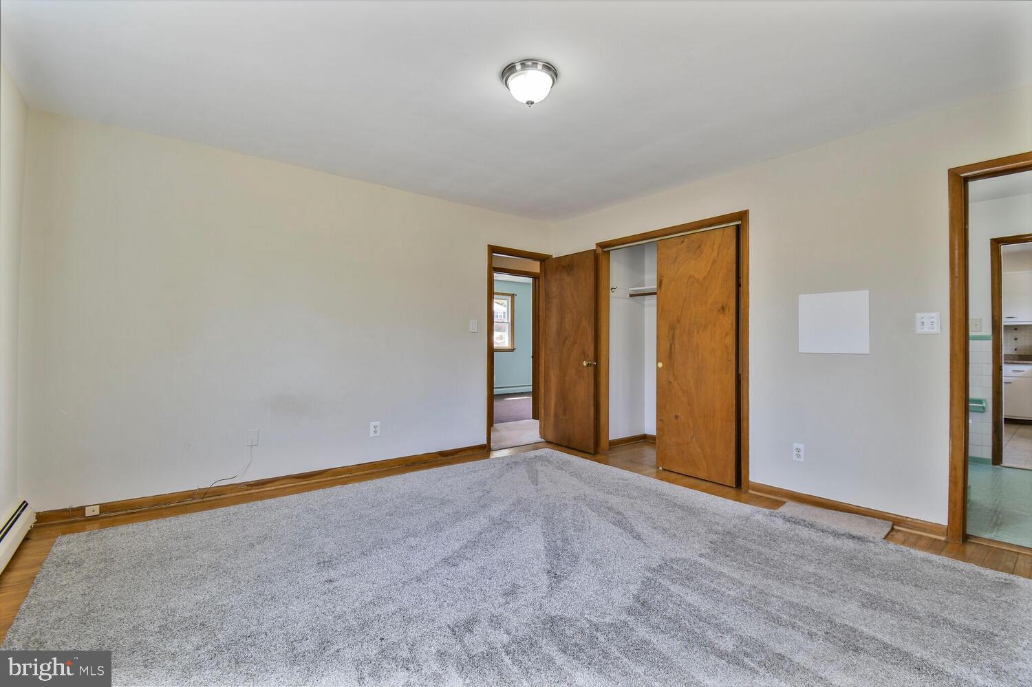 POPLAR TERRACE - Residential