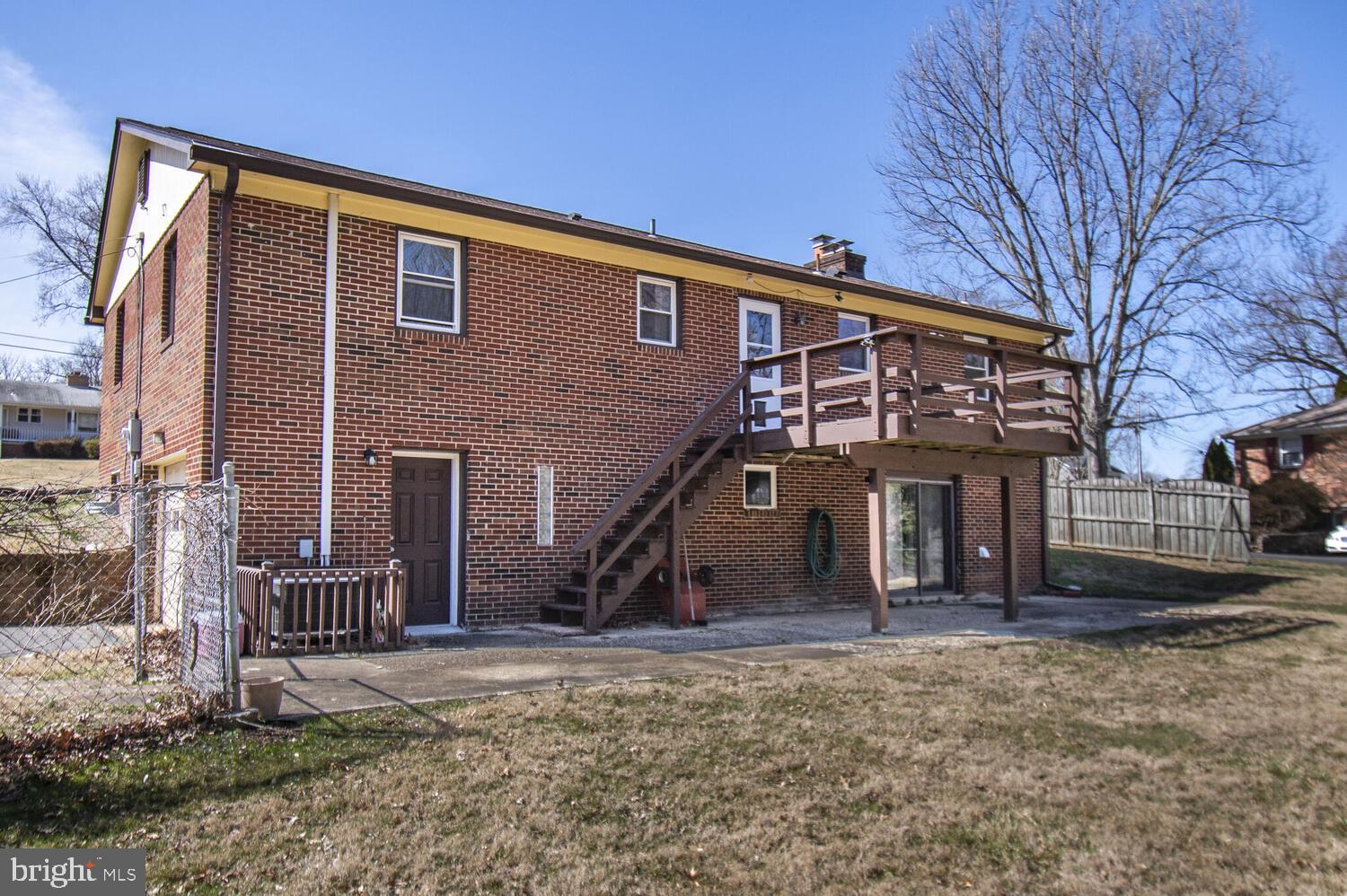 POPLAR TERRACE - Residential