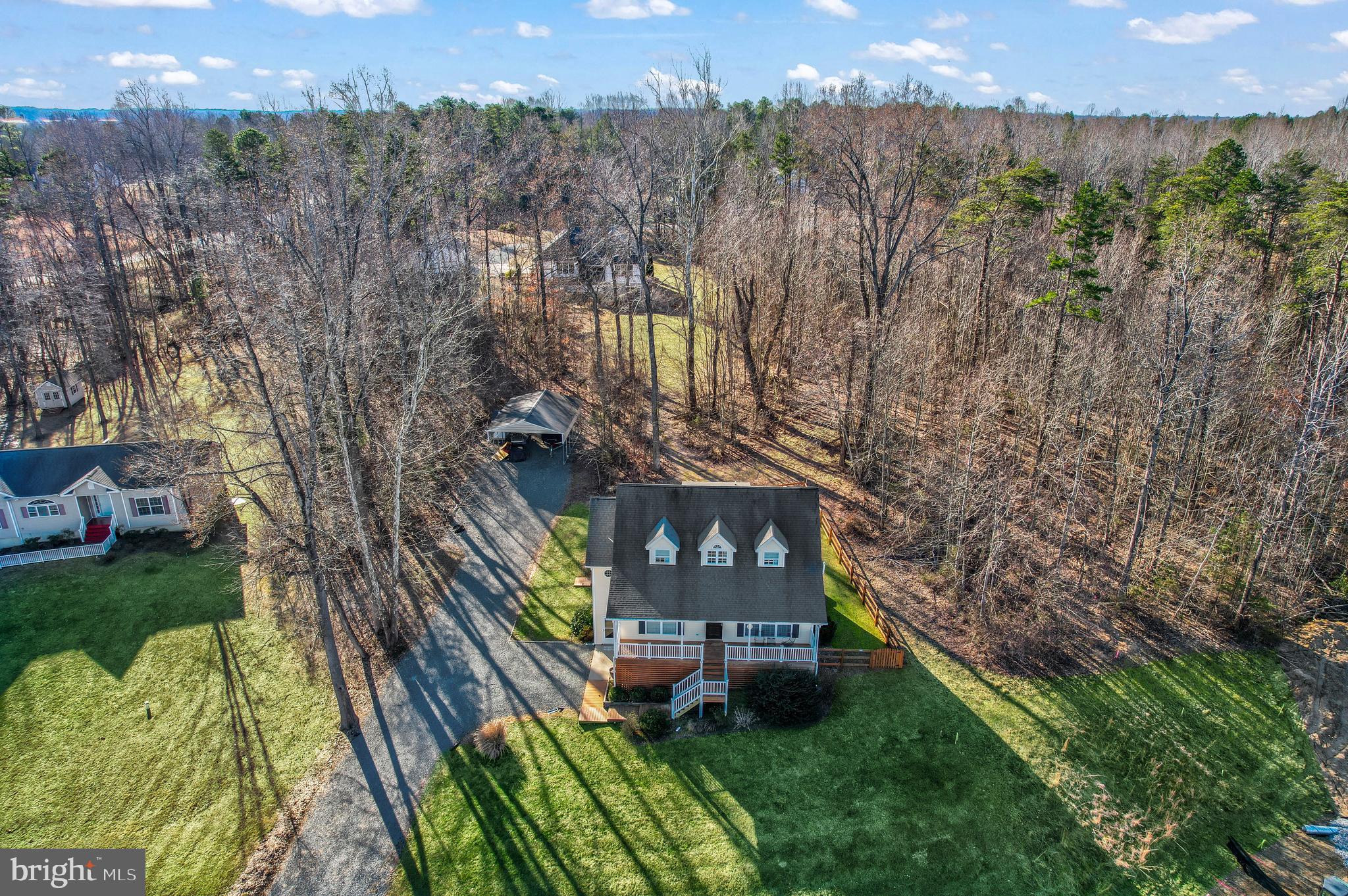 WOODLAND SHORES - Residential