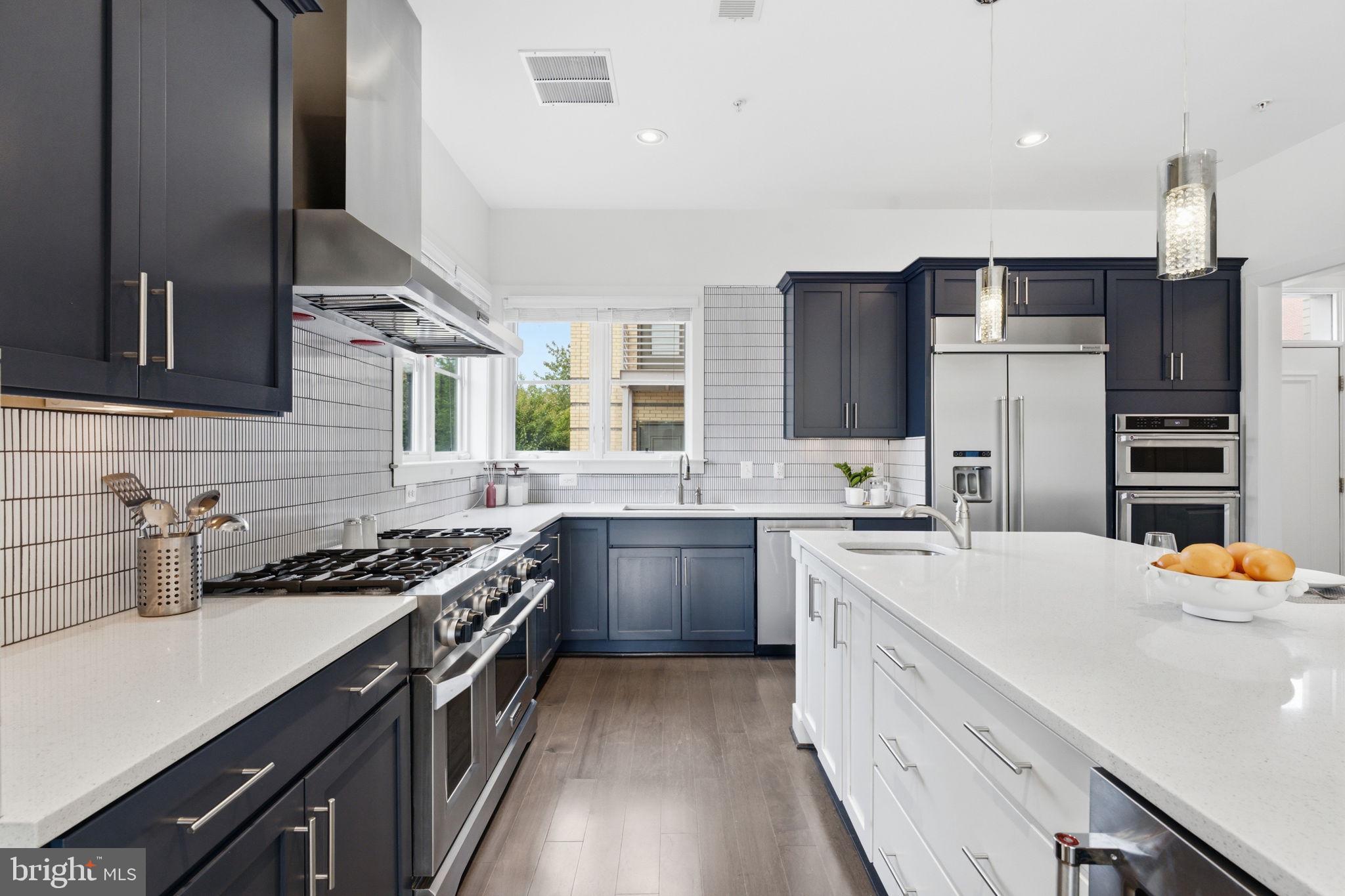 POTOMAC  YARDS - Residential