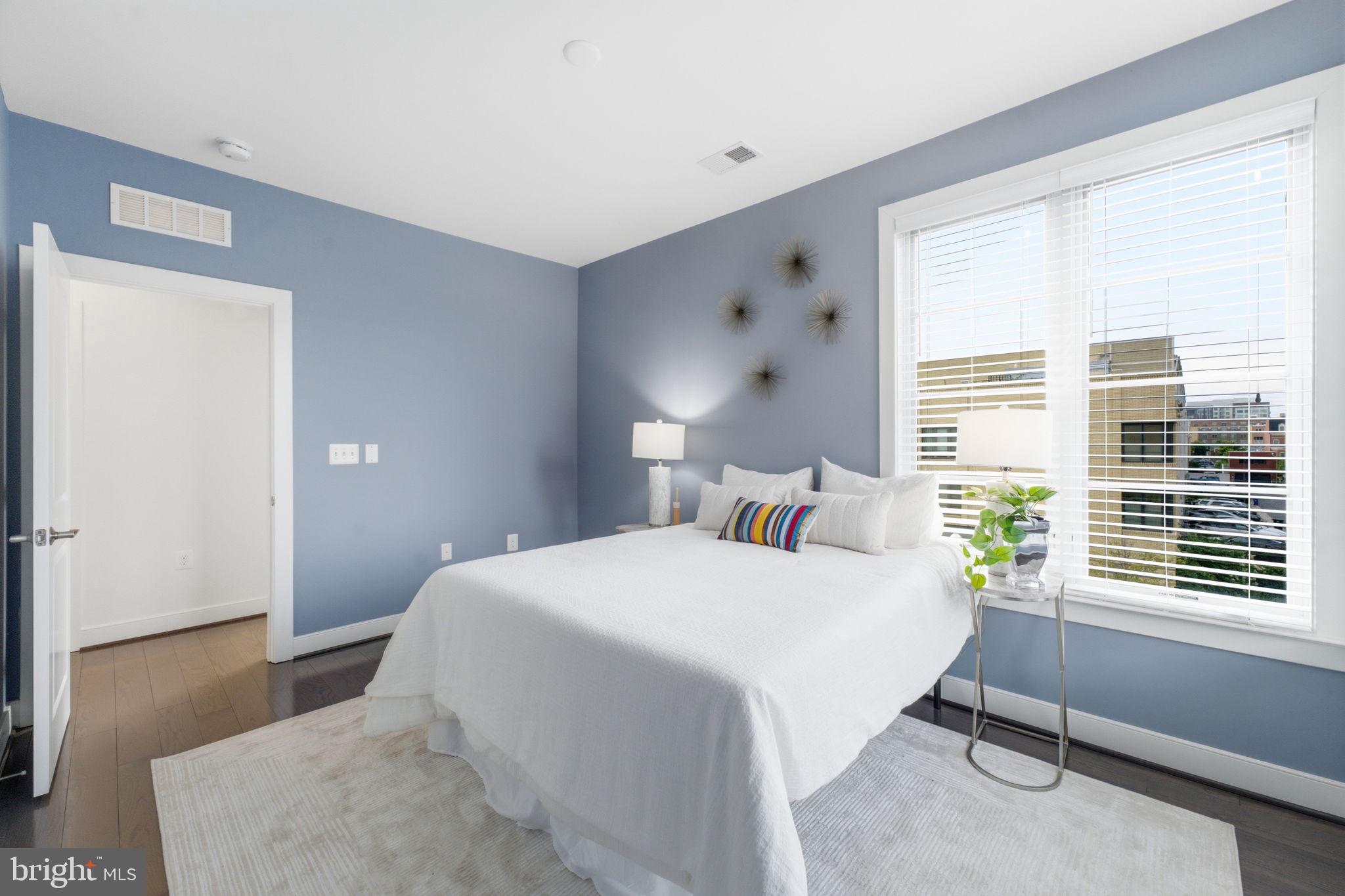 POTOMAC  YARDS - Residential