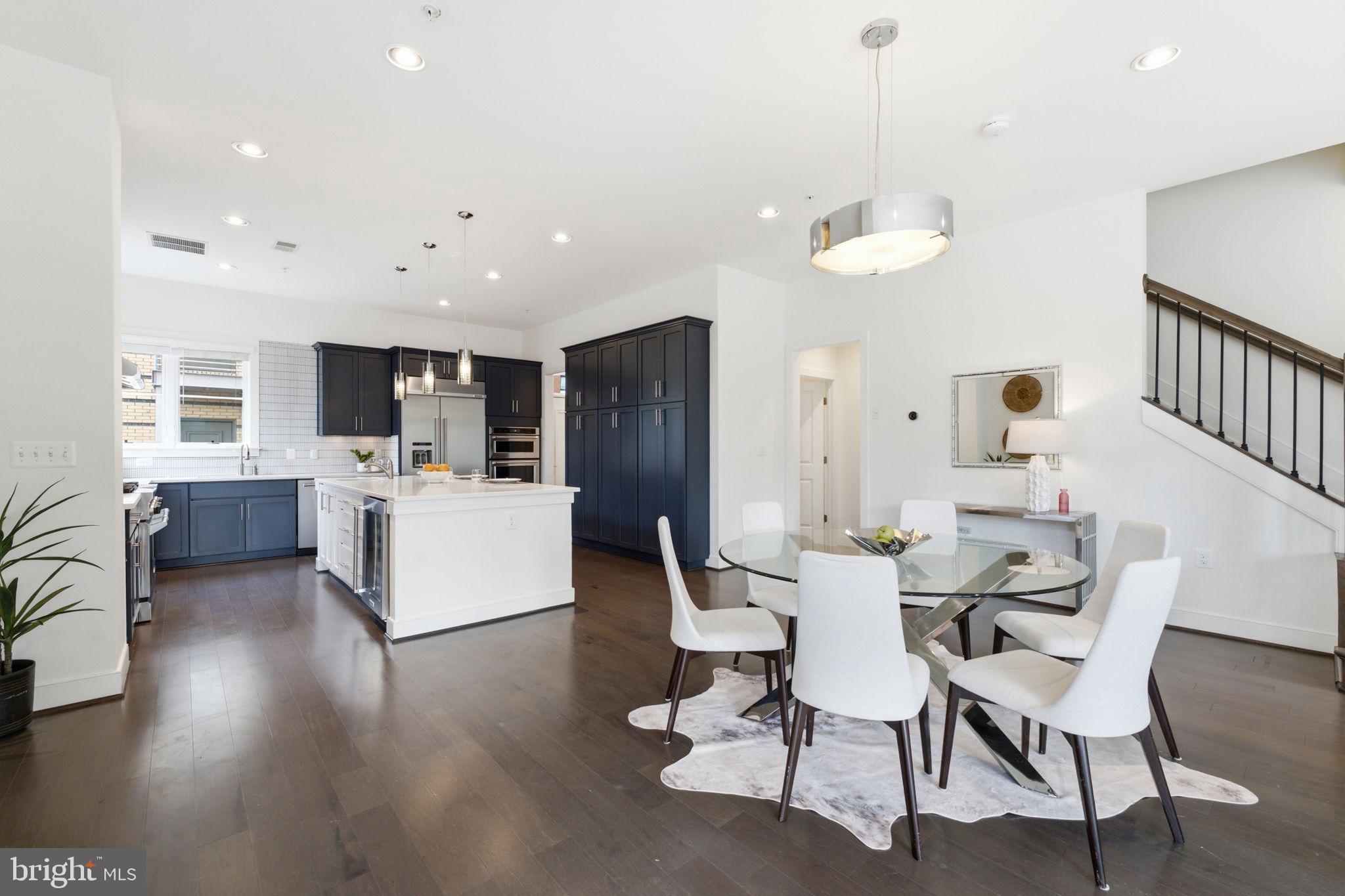 POTOMAC  YARDS - Residential